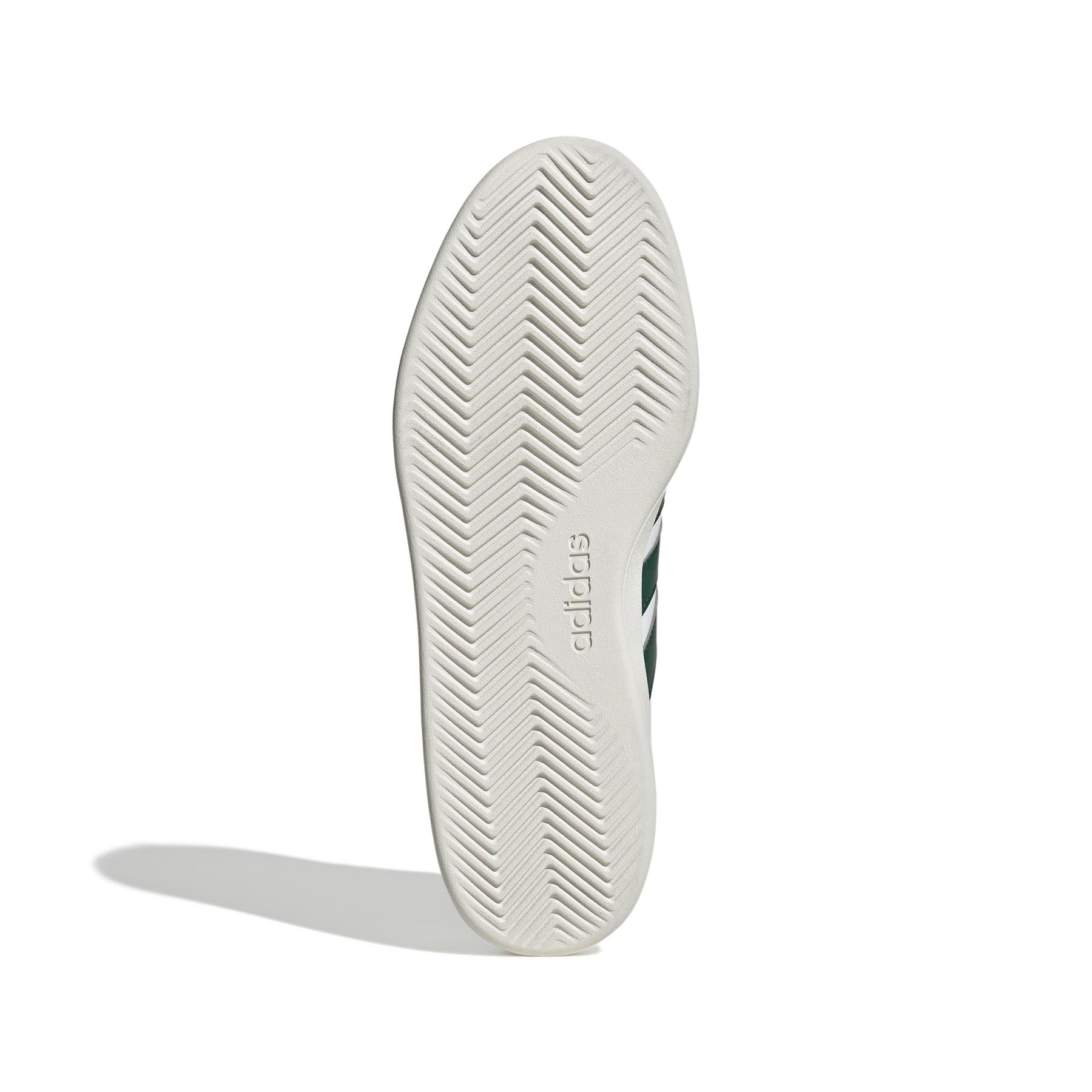 product/a/d/adidas_jr3549_4_footwear_photography_bottom_view_white-nw091625.jpg