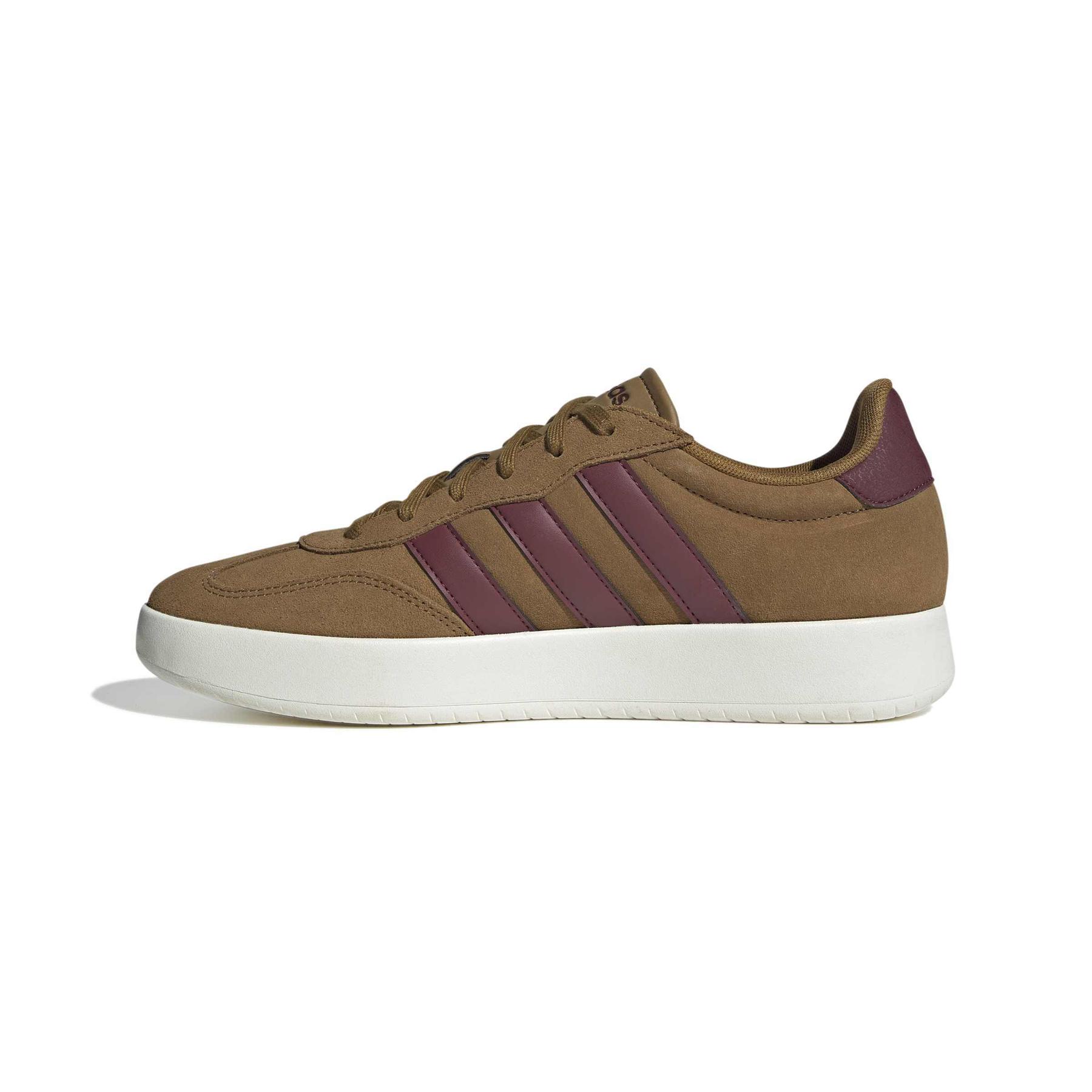product/a/d/adidas_jr3905_5_footwear_photography_side_medial_center_view_white-nw091625.jpg