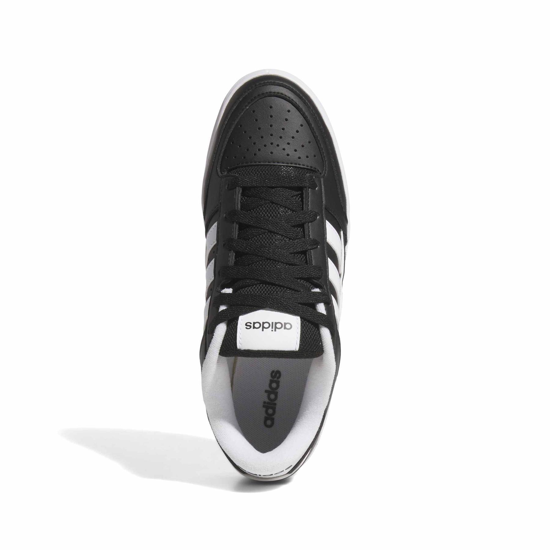 product/a/d/adidas_jr4068_3_footwear_photography_top_portrait_view_white-nw091625.jpg