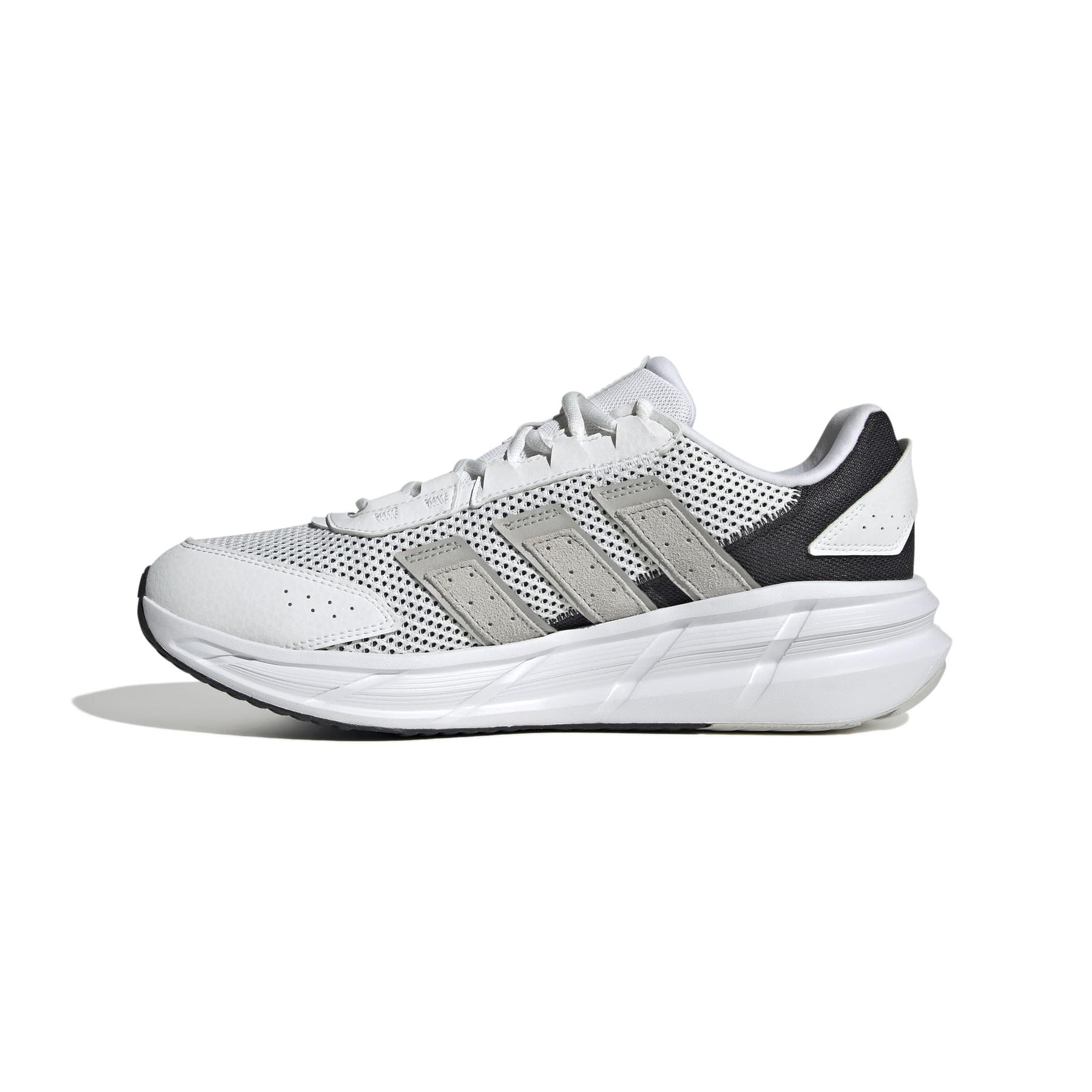 product/a/d/adidas_jr5560_5_footwear_photography_side_medial_center_view_white-nw091725.jpg