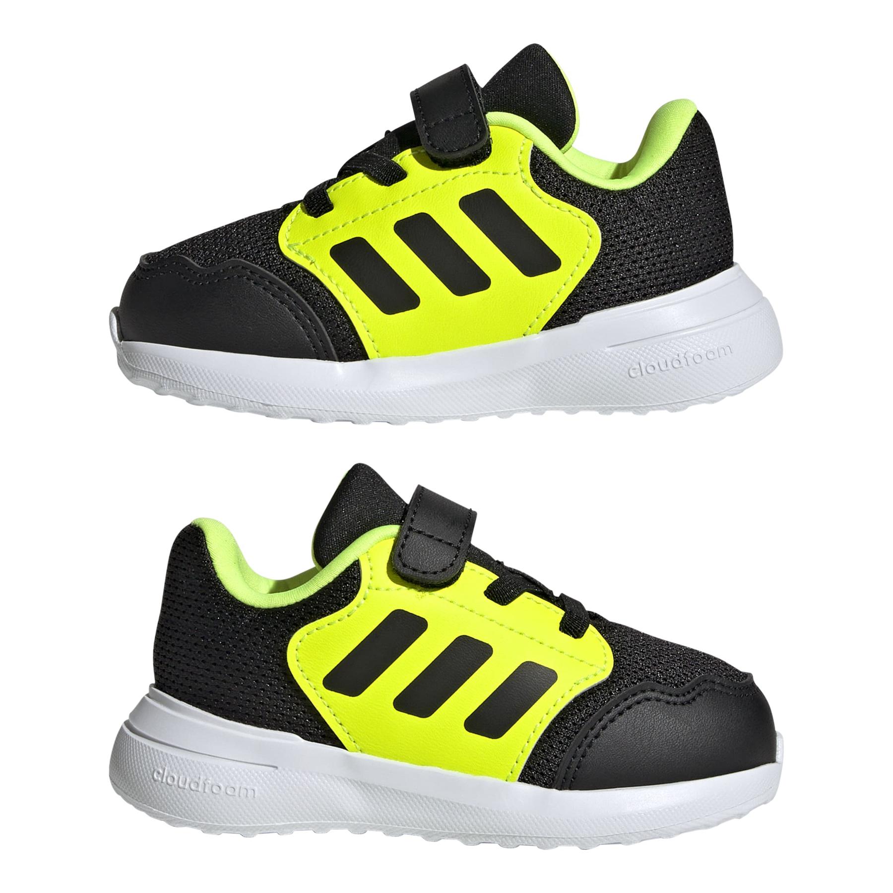 product/a/d/adidas_jr6048_10_footwear_photography_mirrored_pair_view_white-nw091725.jpg