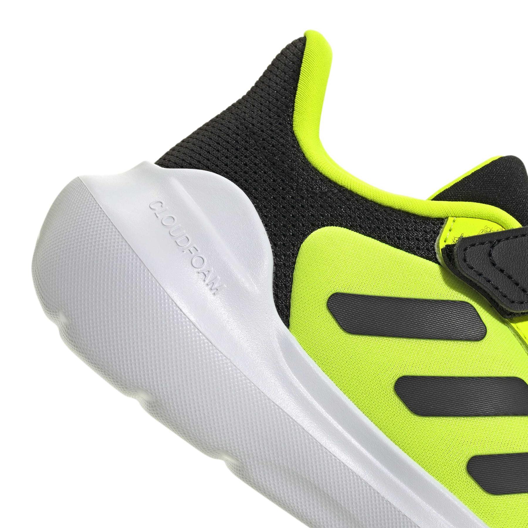 product/a/d/adidas_jr6069_8_footwear_photography_detail_view_1_white-nw091725.jpg