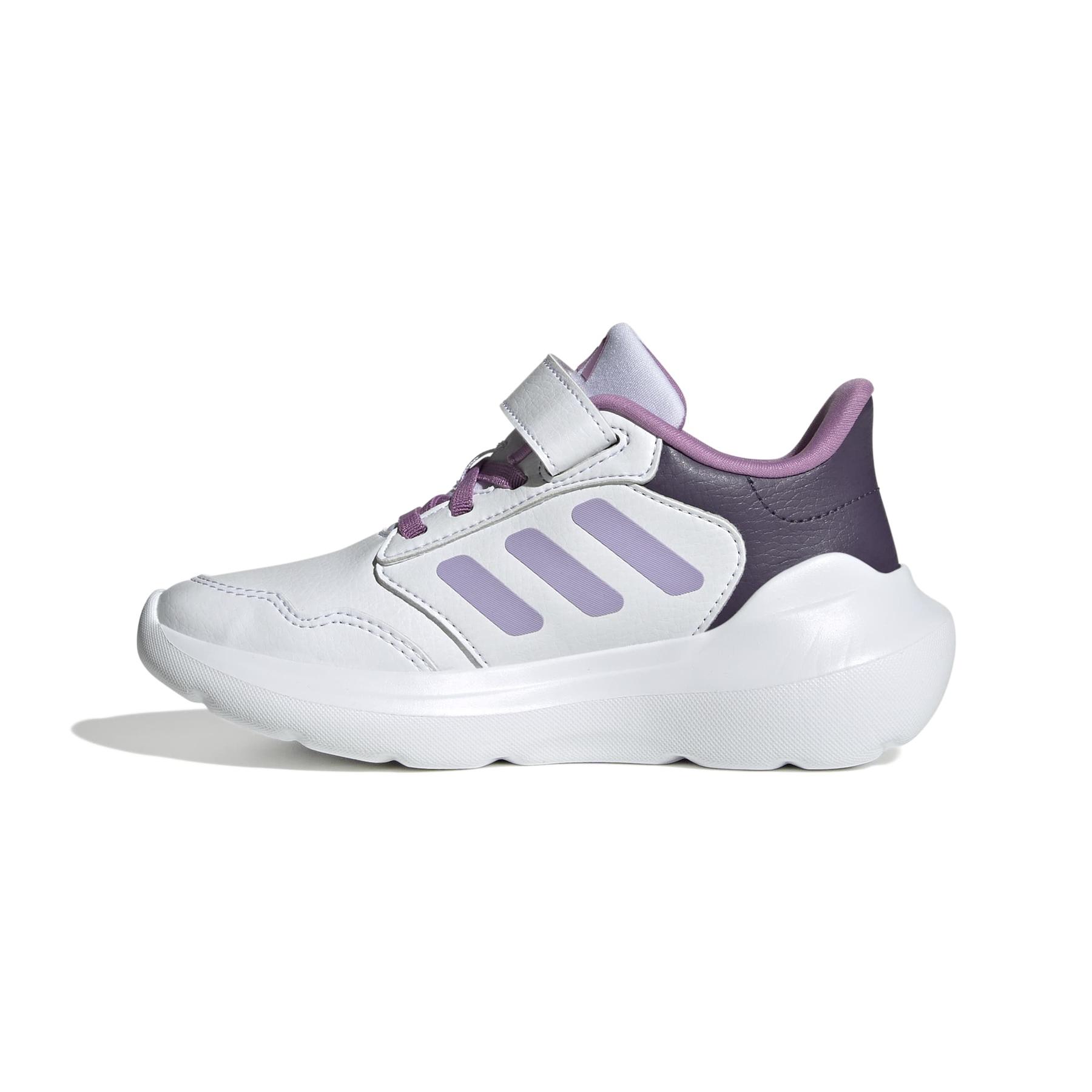 product/a/d/adidas_jr6082_5_footwear_photography_side_medial_center_view_white-nw091725.jpg