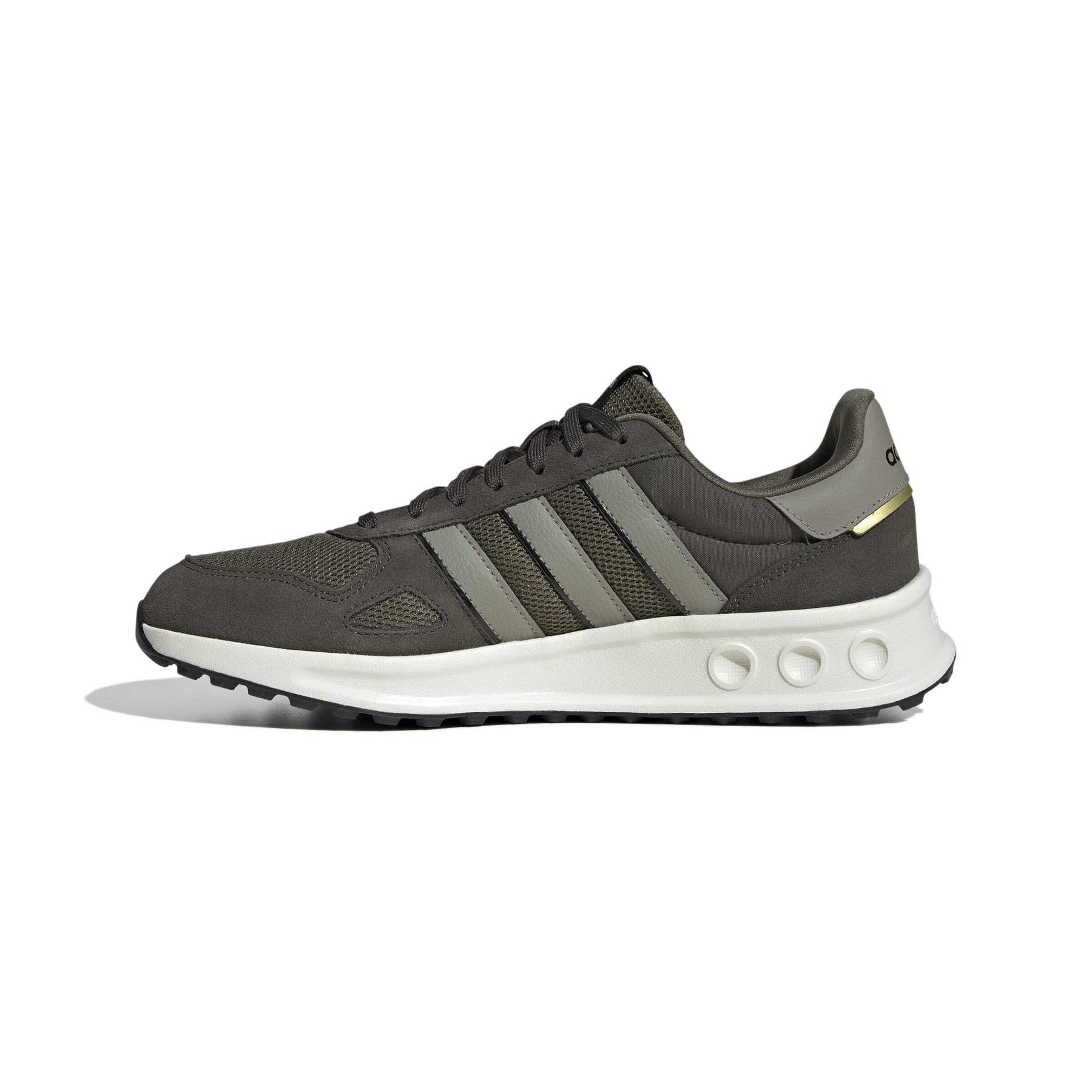 product/a/d/adidas_jr6522_5_footwear_photography_side_medial_center_view_white-nw091725.jpg
