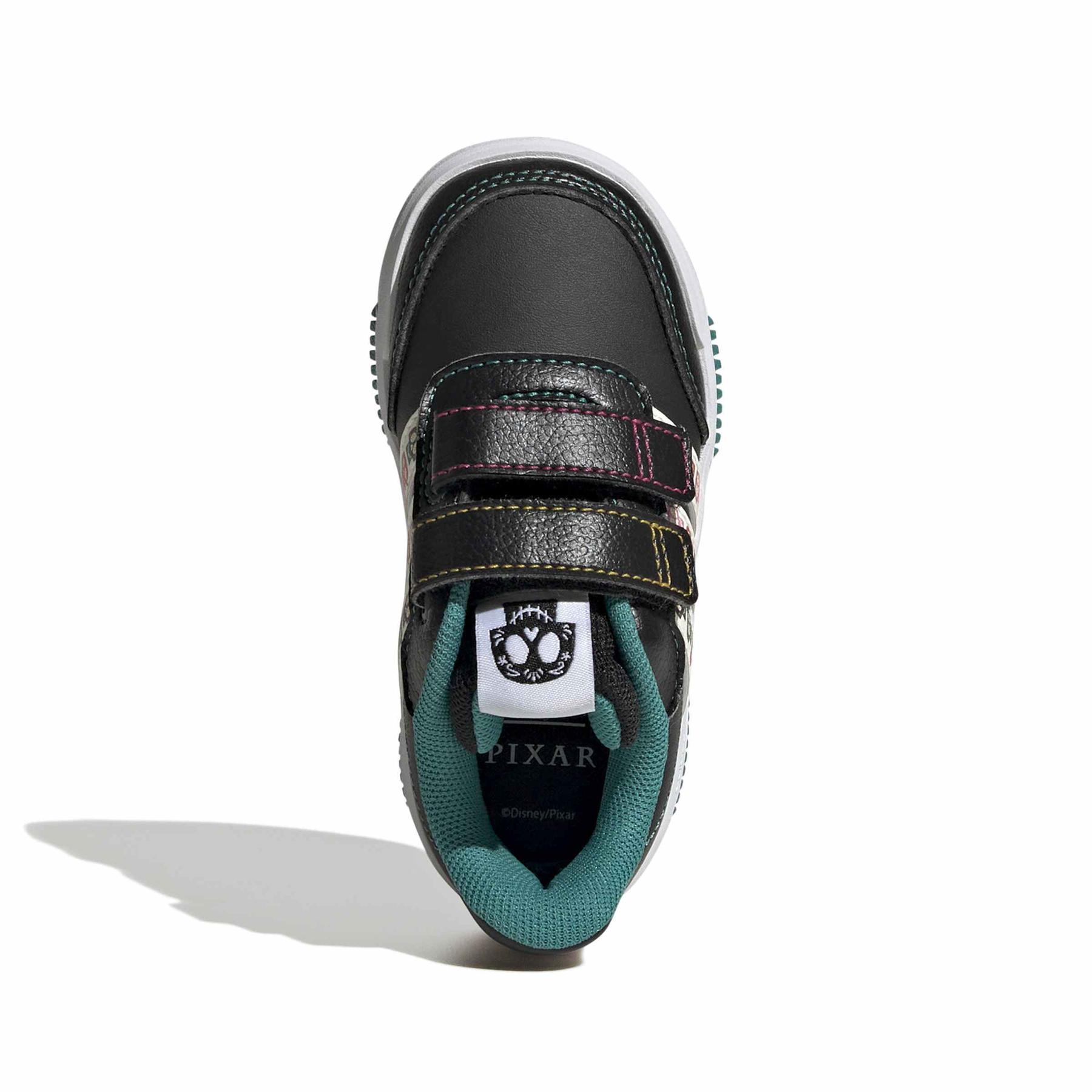 product/a/d/adidas_jr8129_3_footwear_photography_top_portrait_view_white-nw091725.jpg