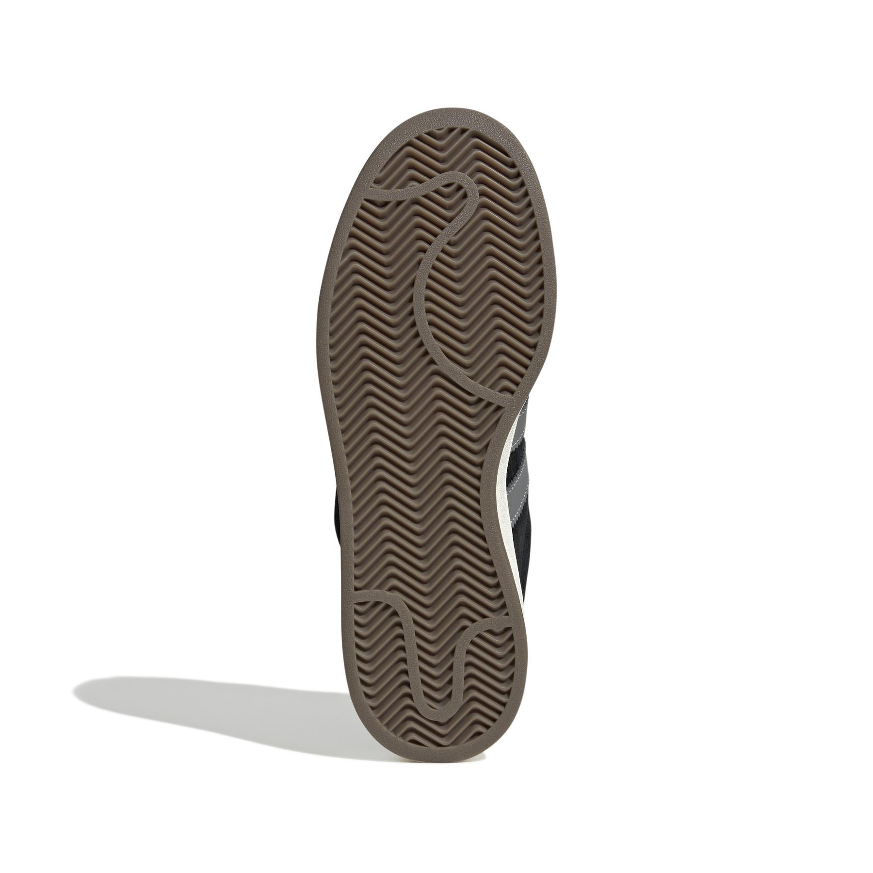product/a/d/adidas_jr8173_4_footwear_photography_bottom_view_white.jpg