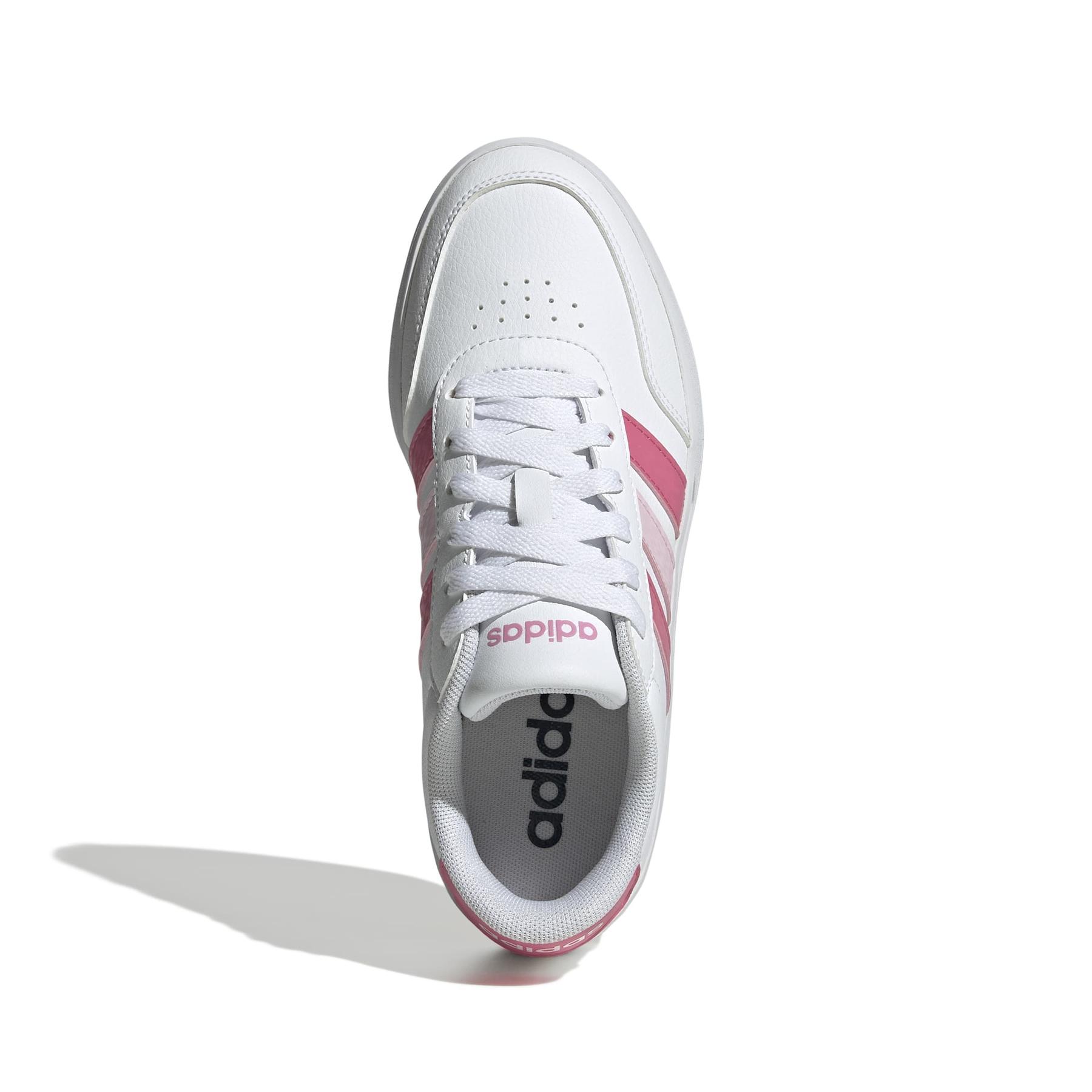 product/a/d/adidas_jr8444_3_footwear_photography_top_portrait_view_white-nw091725.jpg