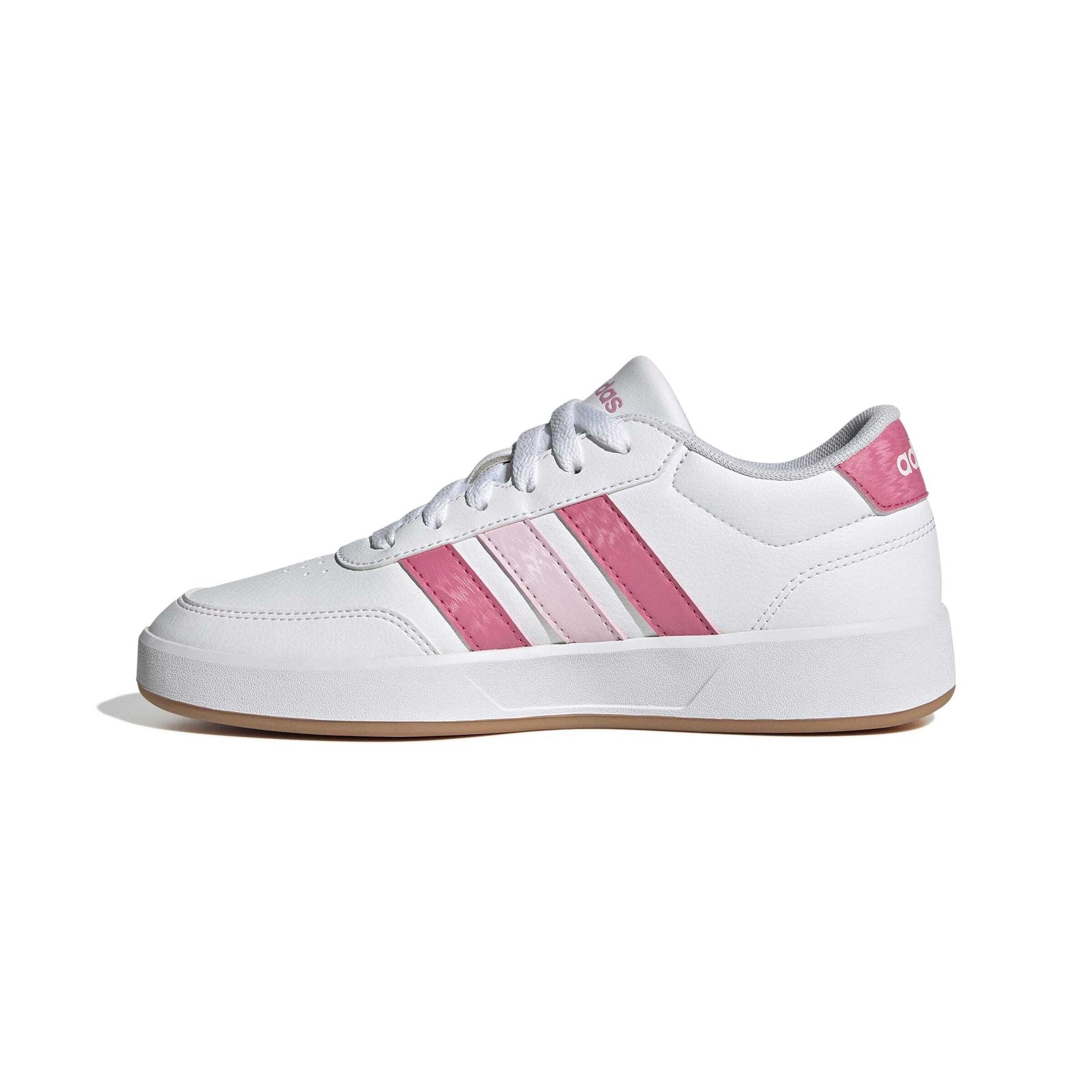 product/a/d/adidas_jr8444_5_footwear_photography_side_medial_center_view_white-nw091725.jpg