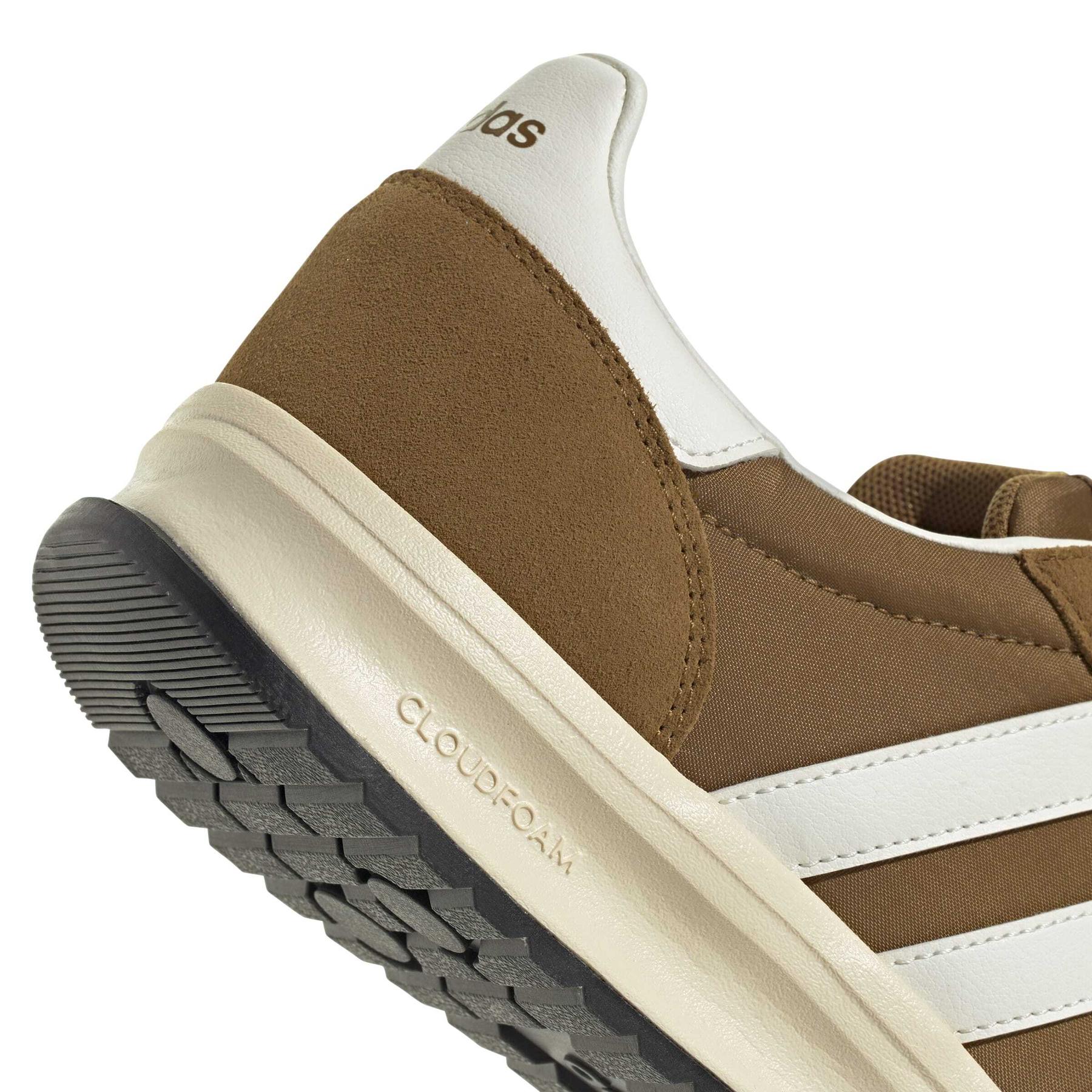 product/a/d/adidas_jr8598_9_footwear_photography_detail_view_2_white-nw091725.jpg