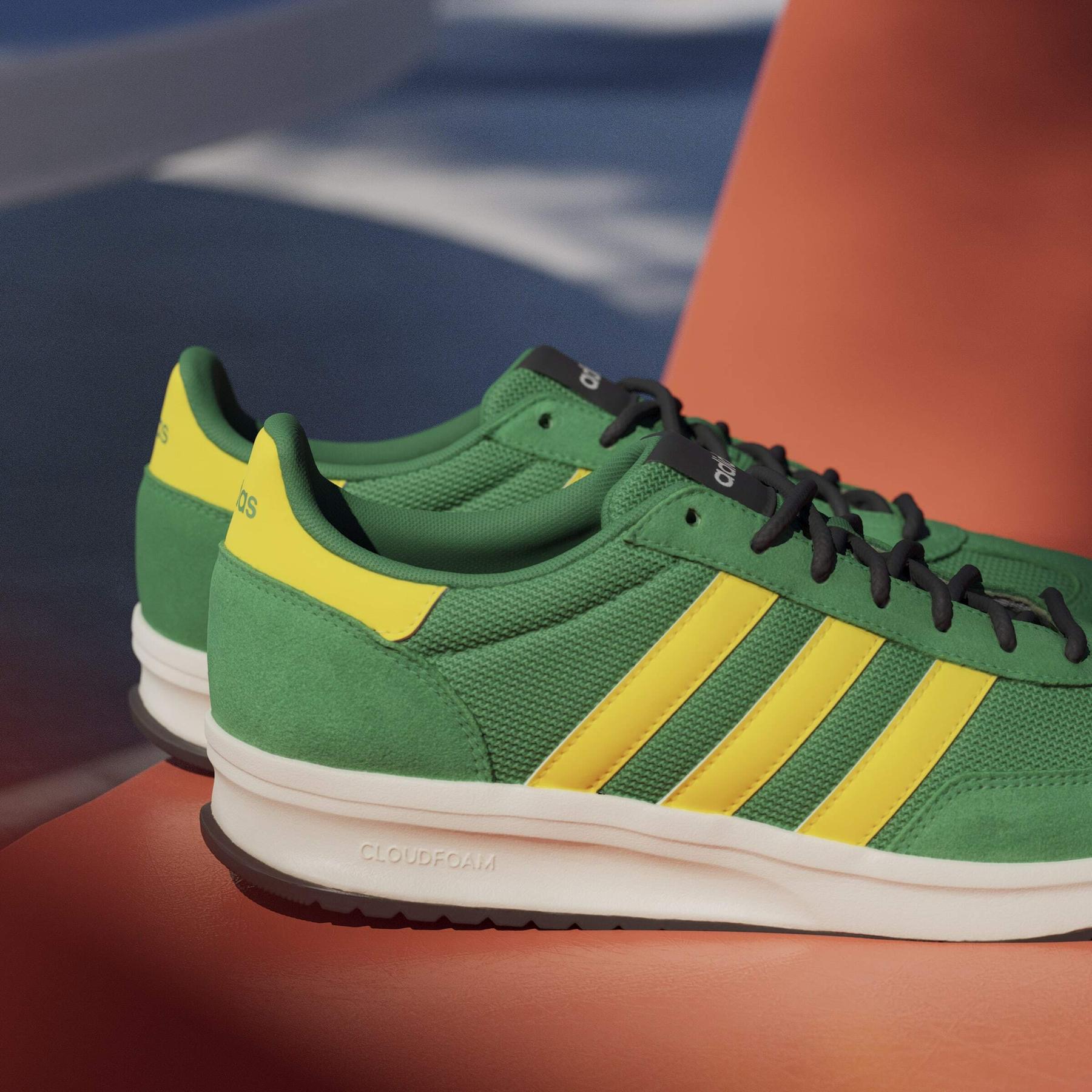 product/a/d/adidas_jr8631_21_footwear_photography_heromrktng_view_9-nw091725.jpg