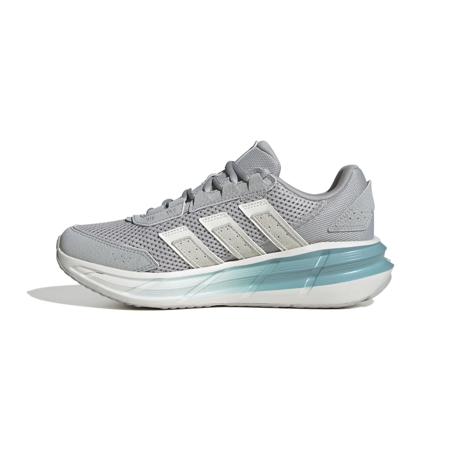product/a/d/adidas_jr8729_5_footwear_photography_side_medial_center_view_white-nw091725.jpg