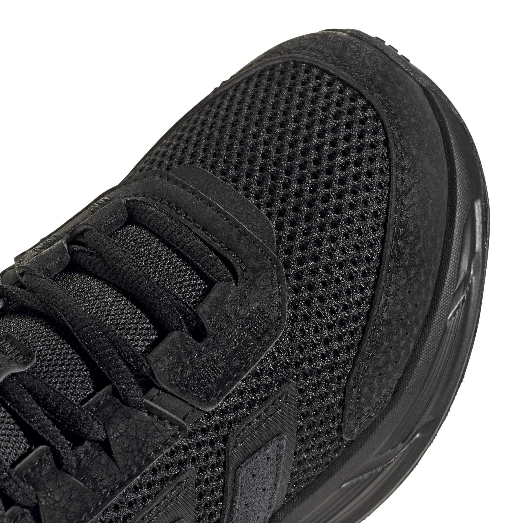 product/a/d/adidas_jr8731_8_footwear_photography_detail_view_1_white-nw091725.jpg