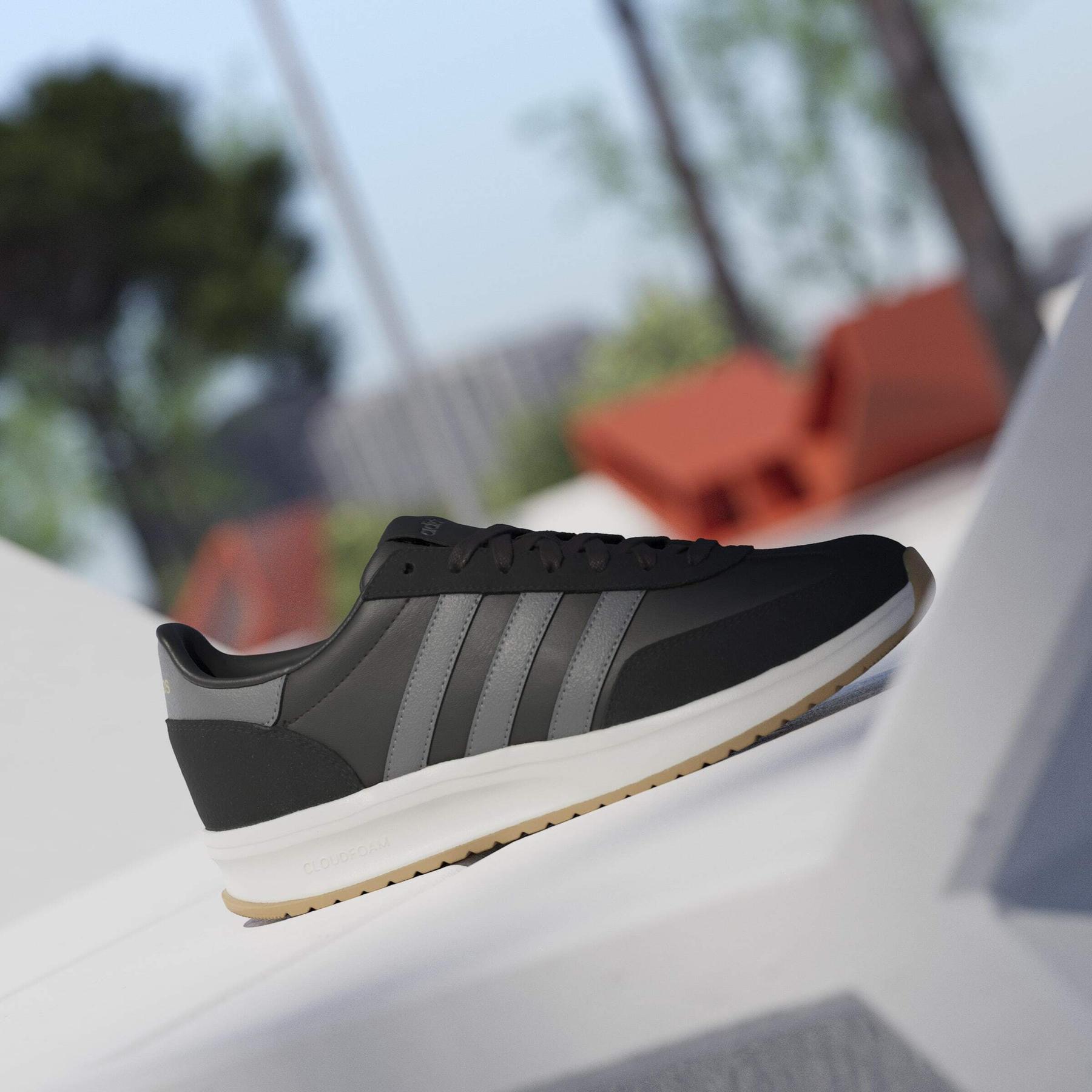 product/a/d/adidas_jr8840_15_footwear_photography_heromrktng_view_3-nw091725.jpg