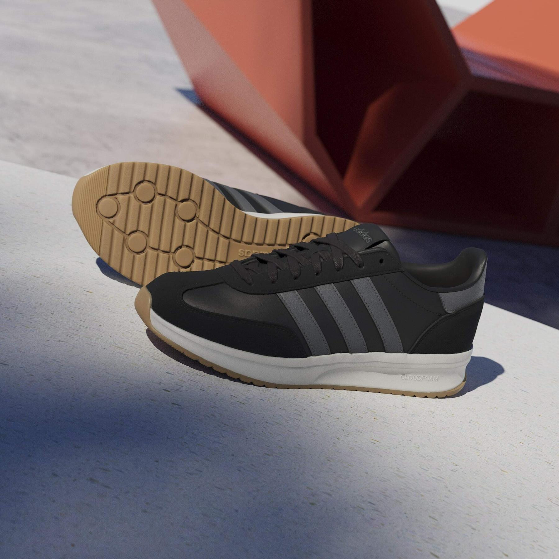 product/a/d/adidas_jr8840_16_footwear_photography_heromrktng_view_4-nw091725.jpg