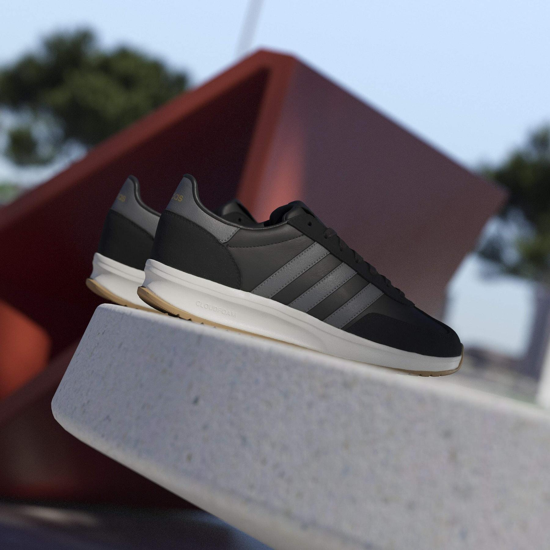 product/a/d/adidas_jr8840_18_footwear_photography_heromrktng_view_6-nw091725.jpg