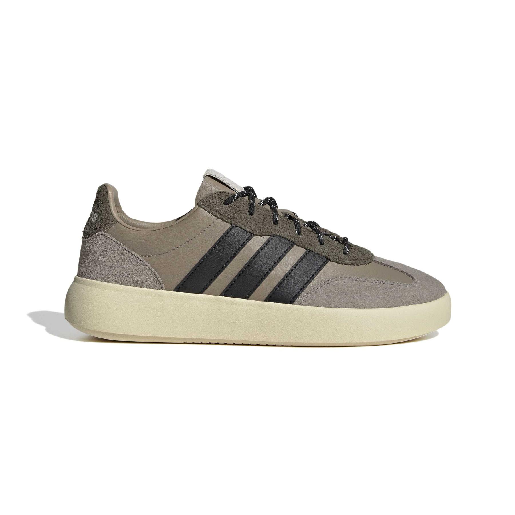 product/a/d/adidas_js0936_1_footwear_photography_side_lateral_center_view_white-nw091725.jpg