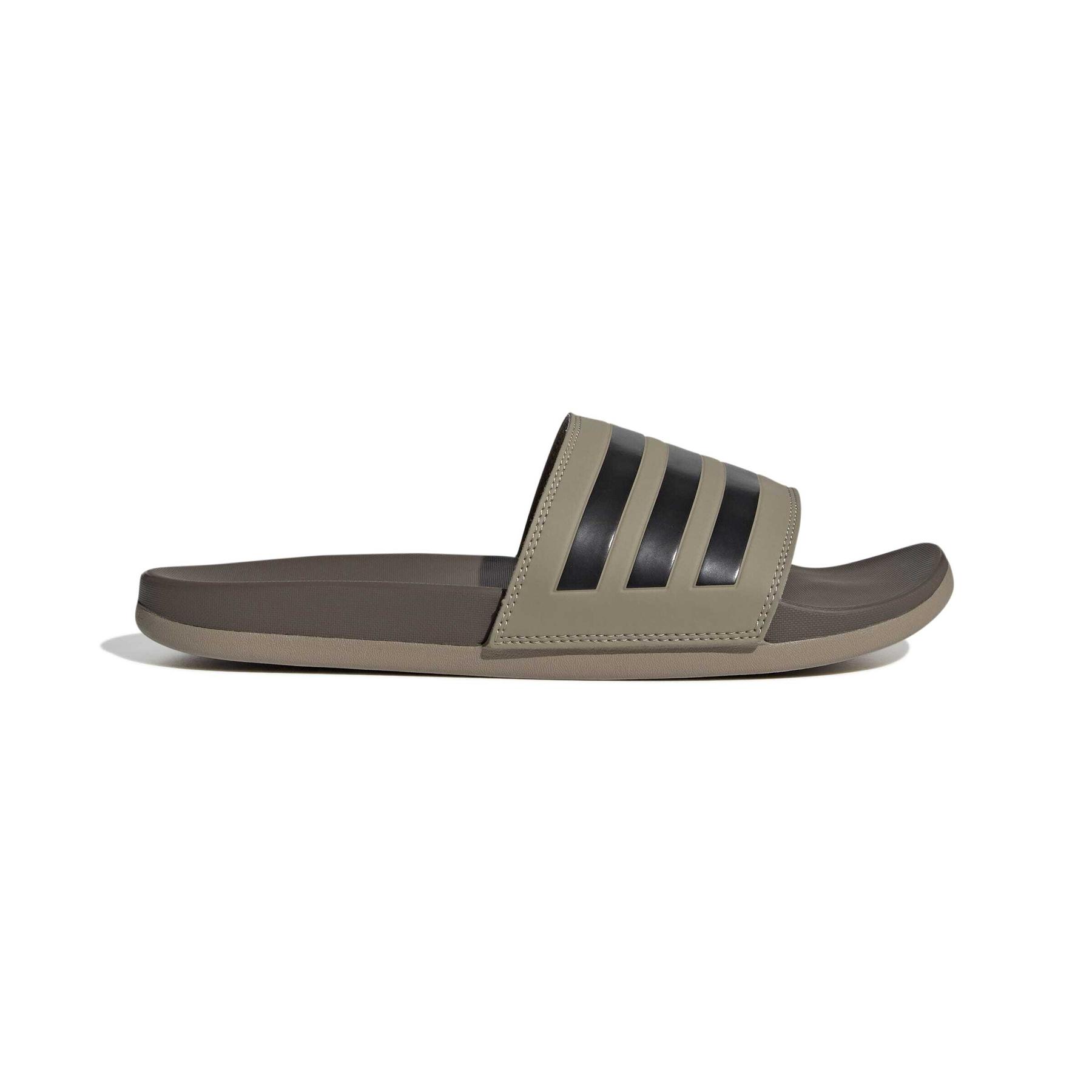 product/a/d/adidas_js1138_1_footwear_photography_side_lateral_center_view_white-nw091725.jpg