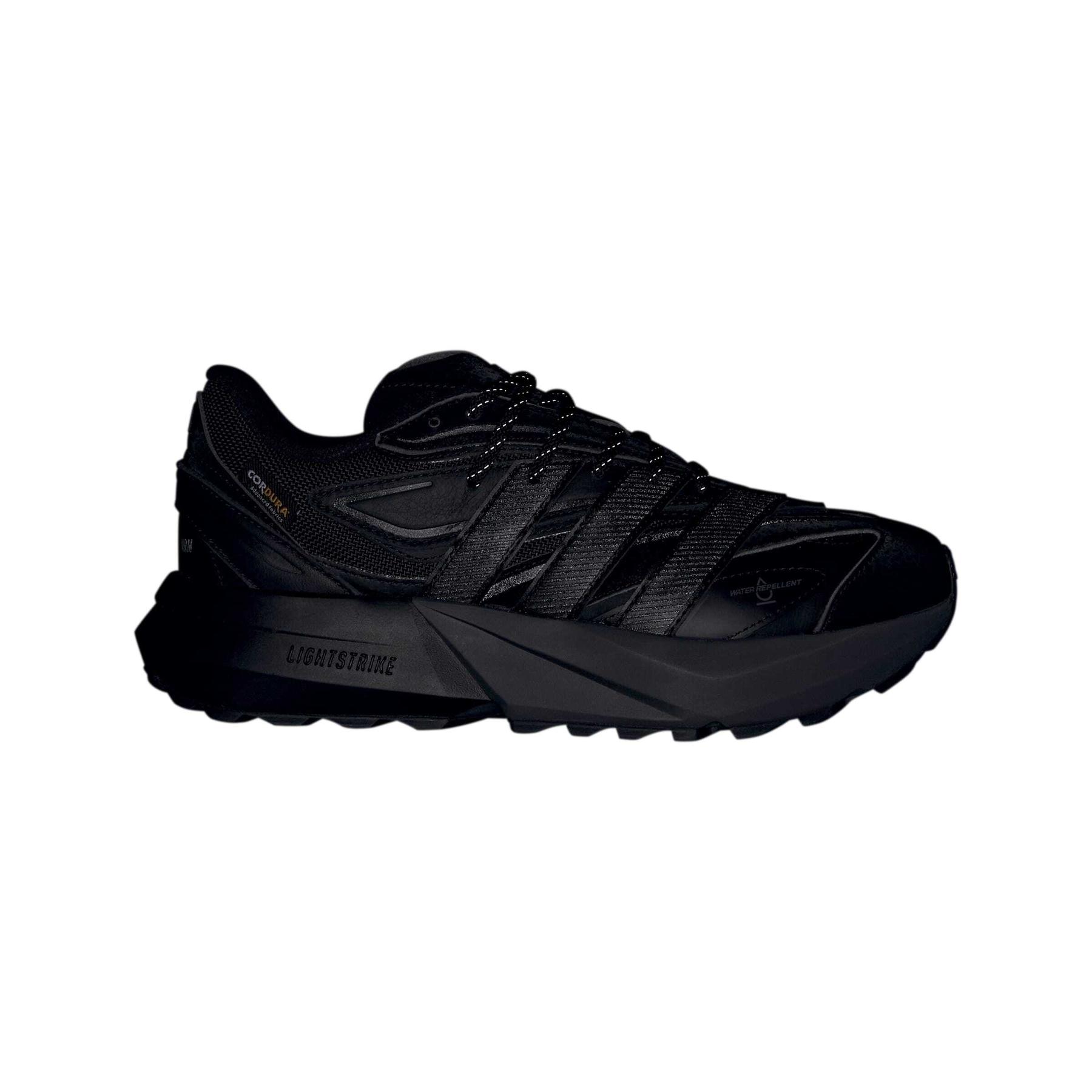 product/a/d/adidas_js1965_12_footwear_photography_beauty_view_white-nw091725.jpg