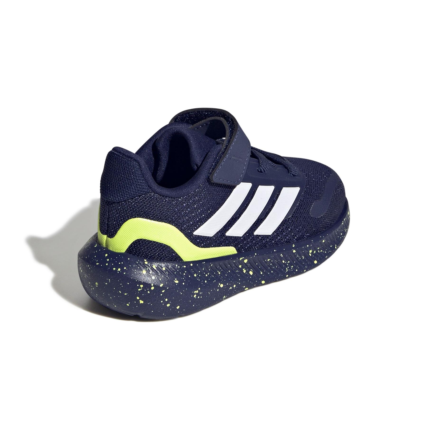 product/a/d/adidas_js2674_7_footwear_photography_back_lateral_top_view_white-nw091725.jpg