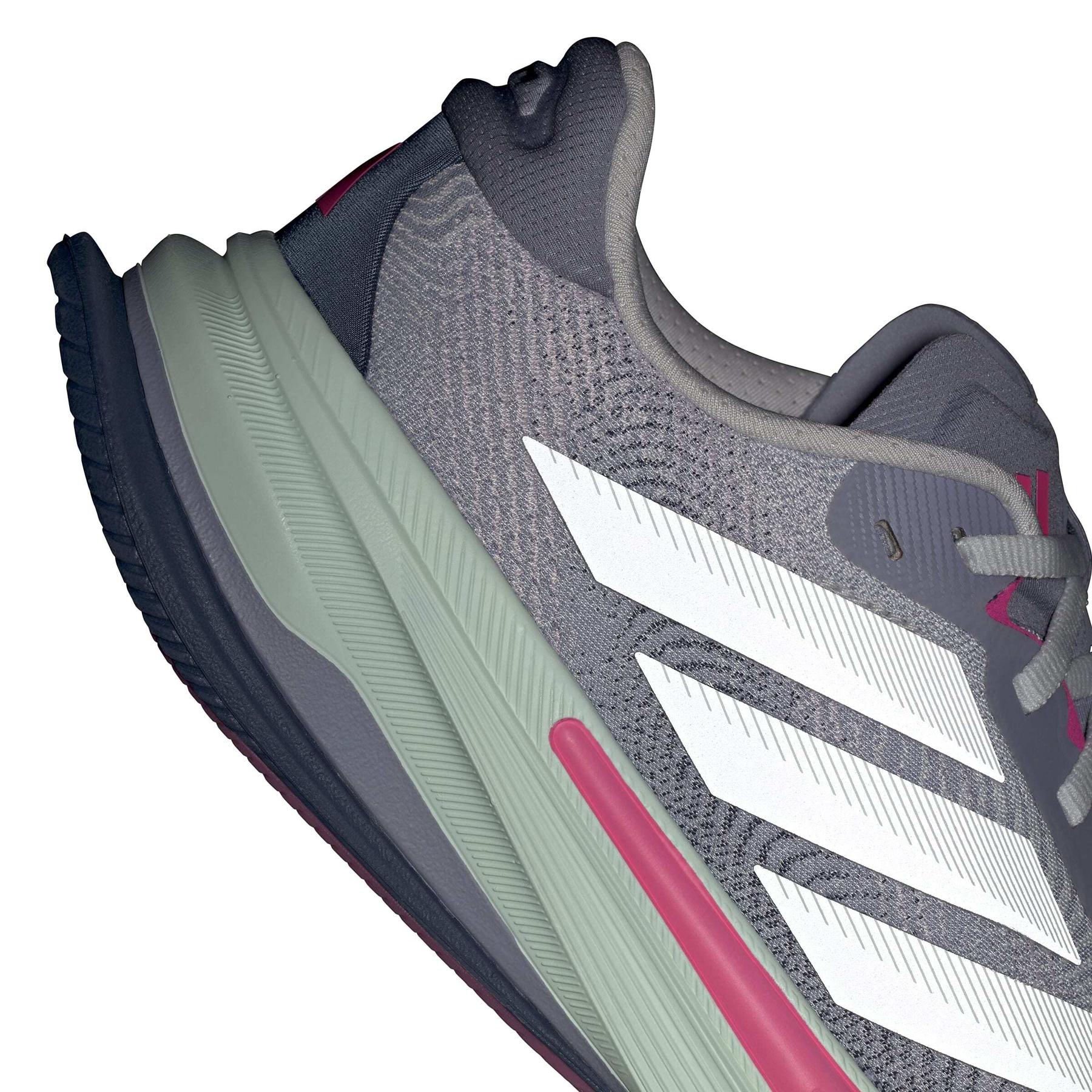product/a/d/adidas_js3557_13_footwear_photography_reflective_detail_white-nw091725.jpg