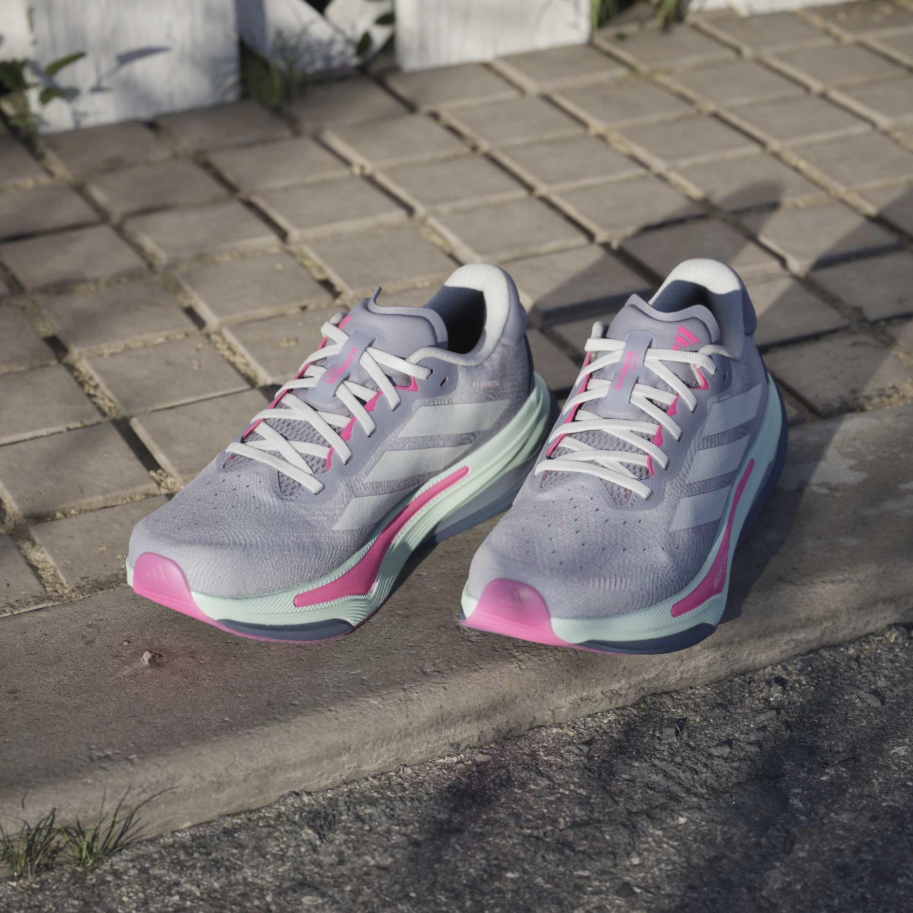 product/a/d/adidas_js3557_20_footwear_photography_heromrktng_view_5-nw091725.jpg
