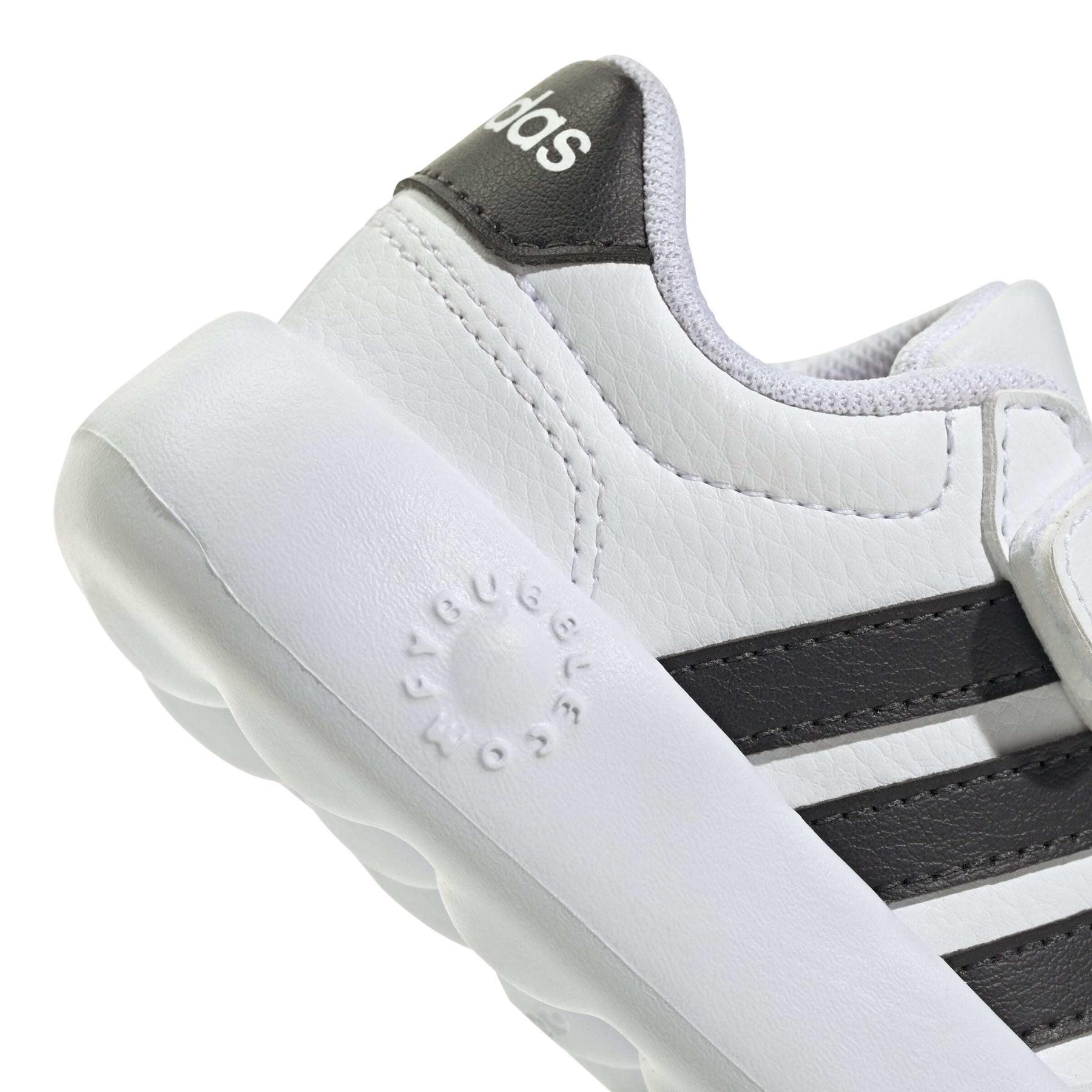 product/a/d/adidas_js3680_9_footwear_photography_detail_view_2_white-nw091725.jpg