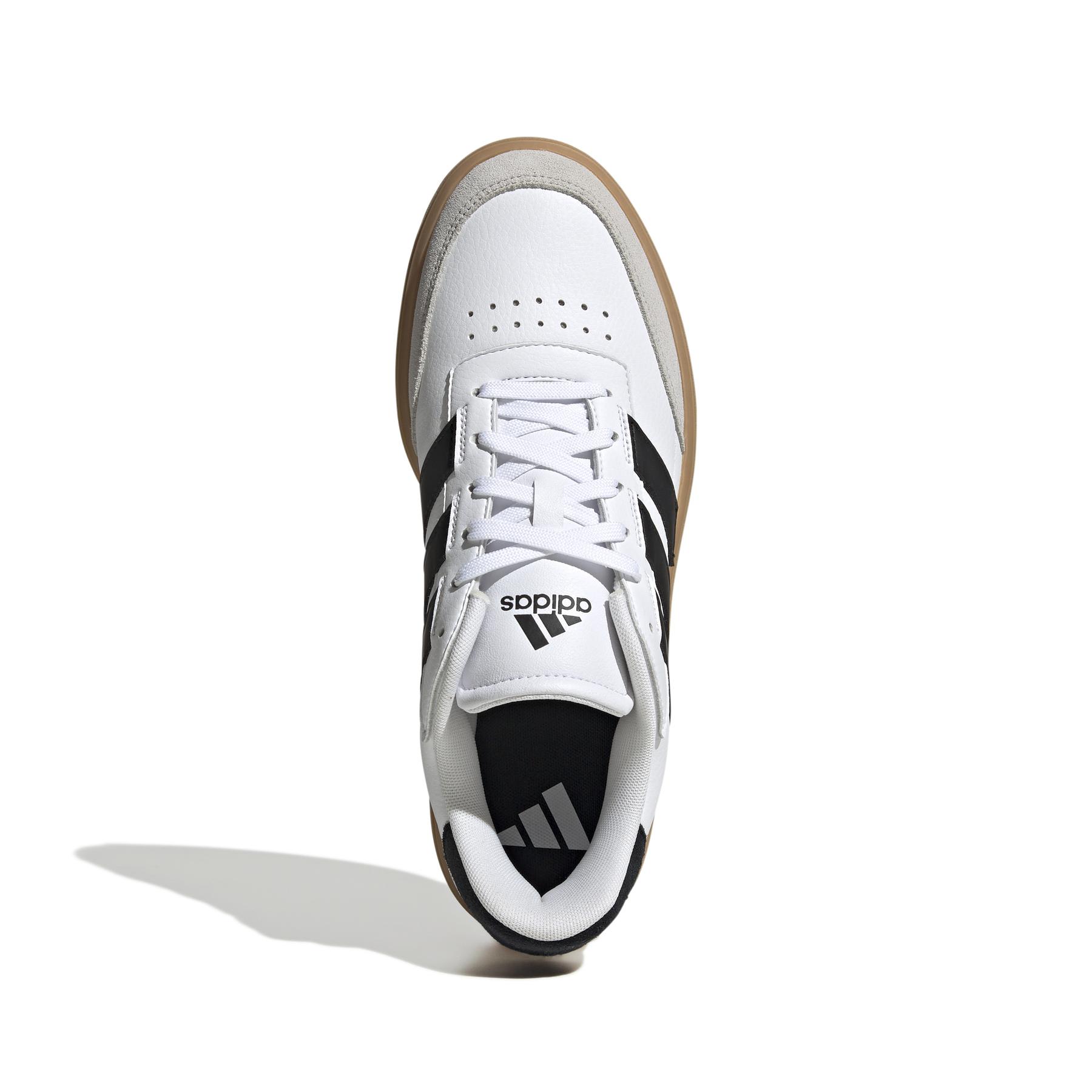 product/a/d/adidas_js4116_3_footwear_photography_top_portrait_view_white-nw091725.jpg