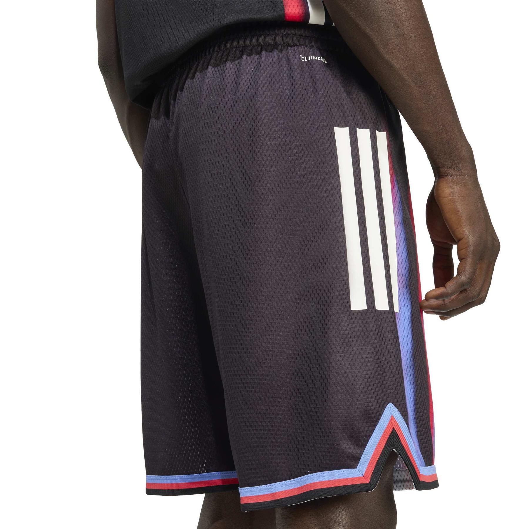 product/a/d/adidas_kd4696_5_apparel_on_model_detail_view_1_white.jpg
