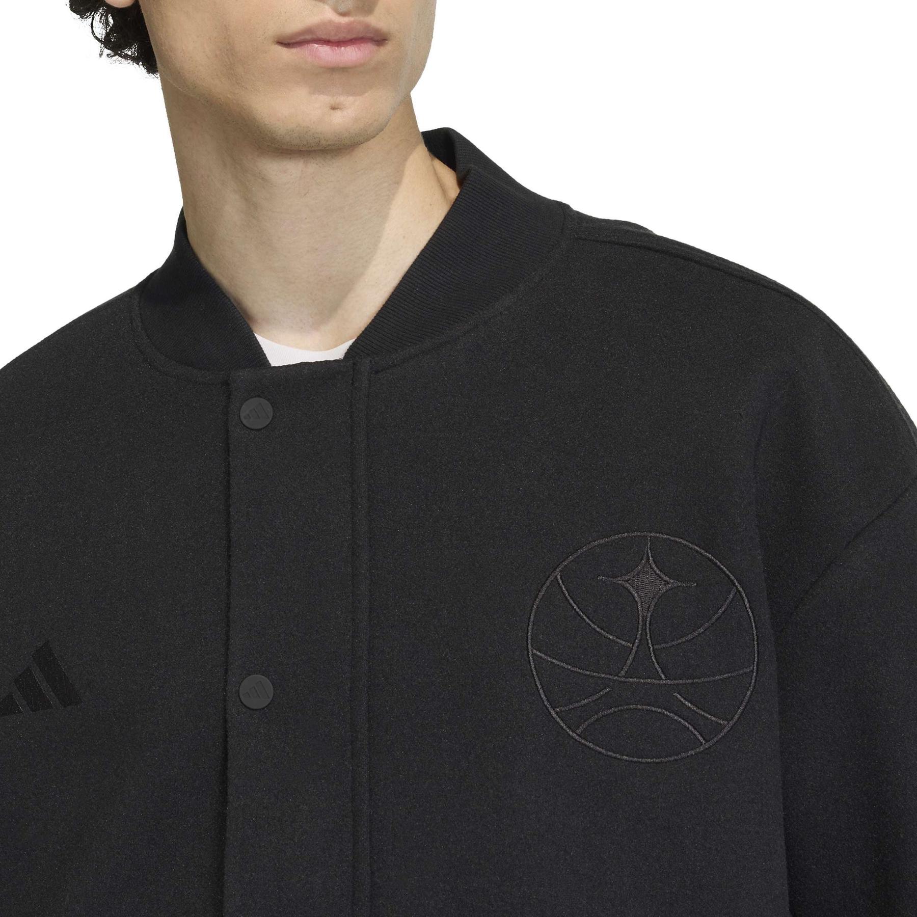 product/a/d/adidas_kd7007_5_apparel_on_model_detail_view_1_white.jpg