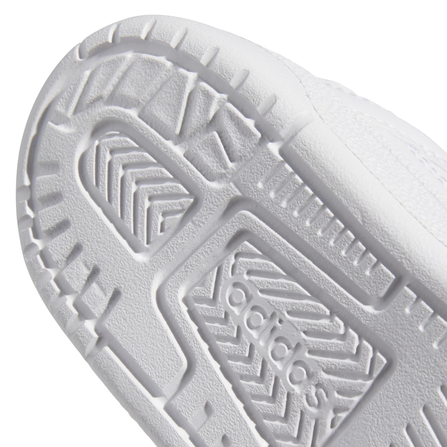product/a/d/adidas_ki8863_9_footwear_photography_detail_view_2_white-nw091725.jpg