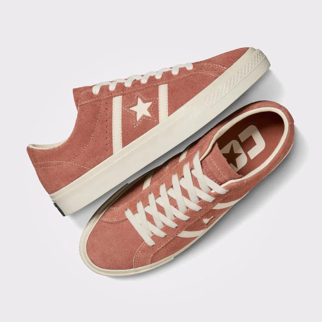 product/c/o/converse_a08491c_orange_3.jpg