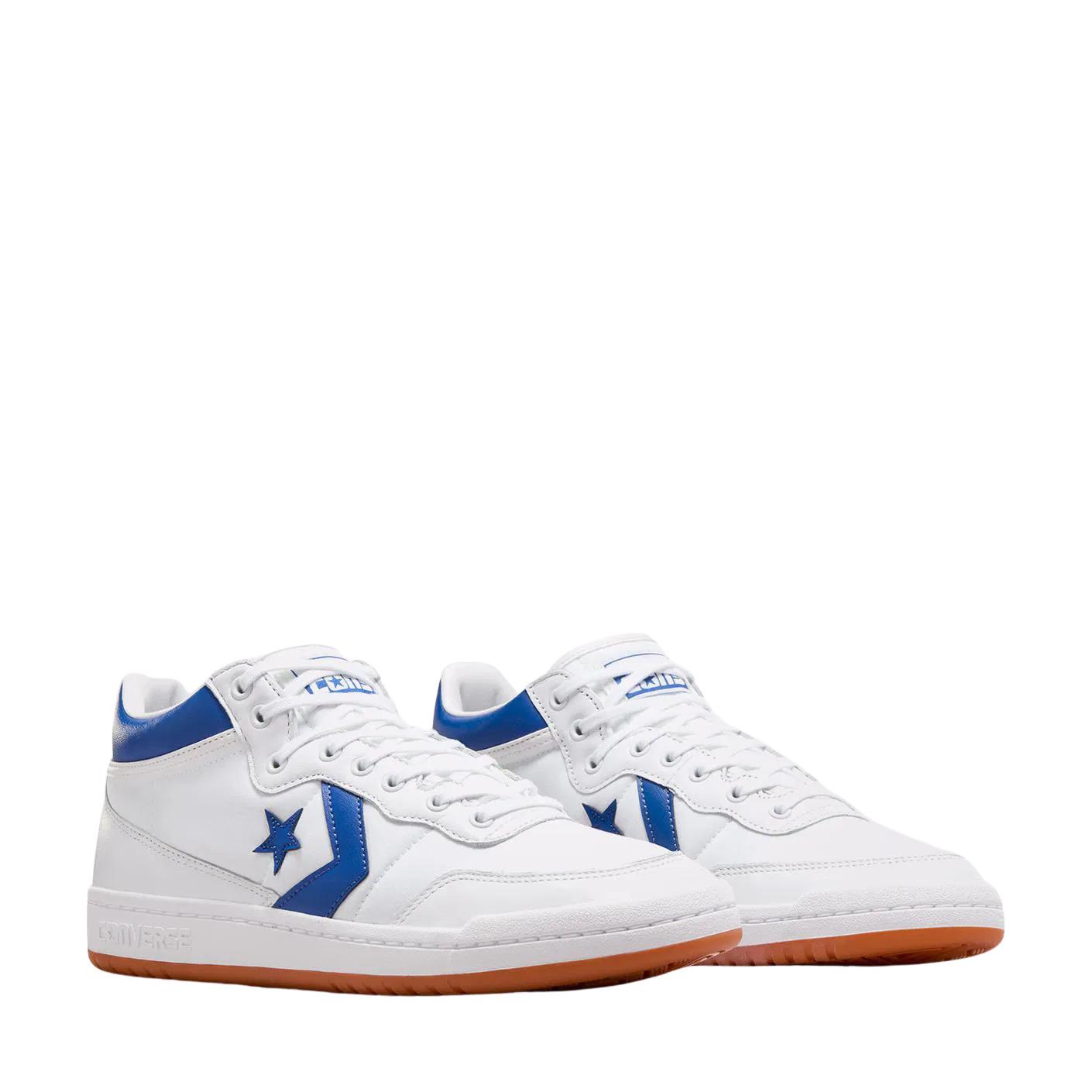 product/c/o/converse_a09867c_blanc_1.jpg