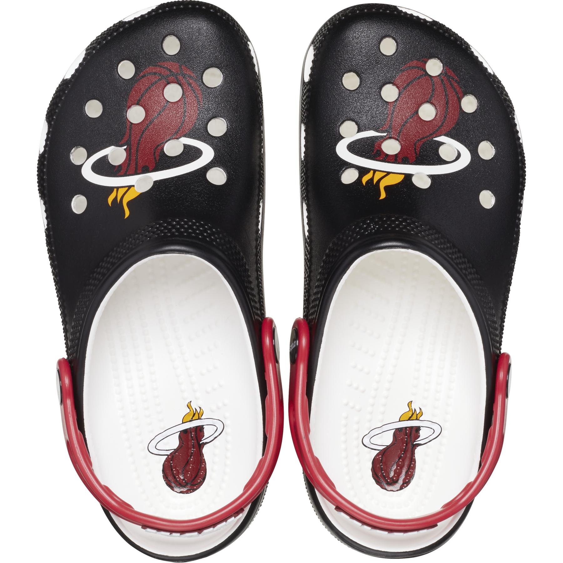 product/c/r/crocs_208861-001_0.jpg