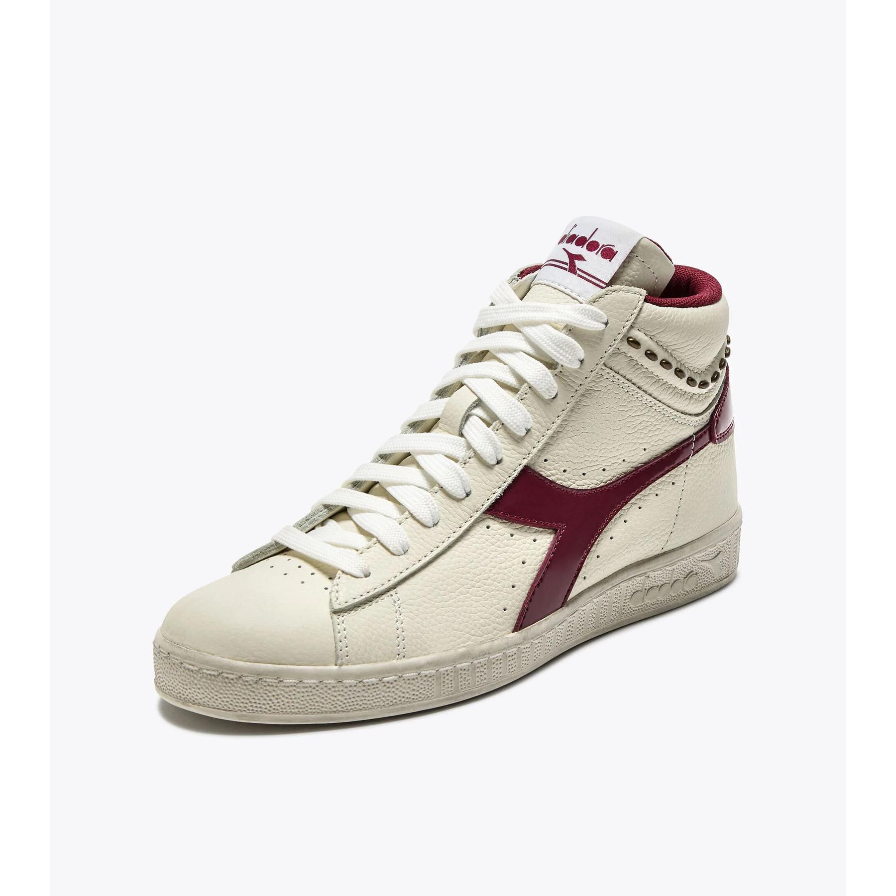 product/d/i/diadora-501-182171-45084-pomegranate-2.jpg