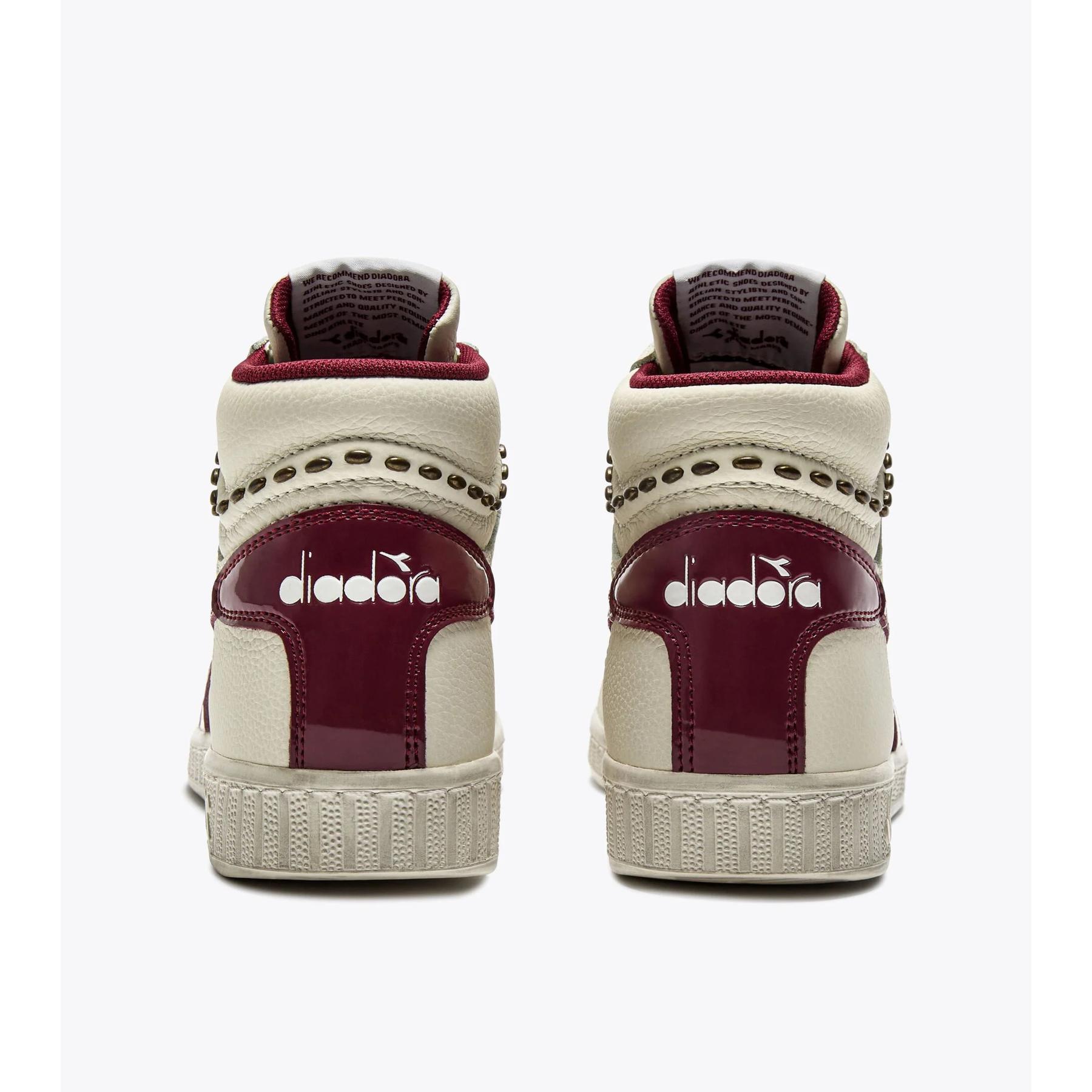 product/d/i/diadora-501-182171-45084-pomegranate-4.jpg