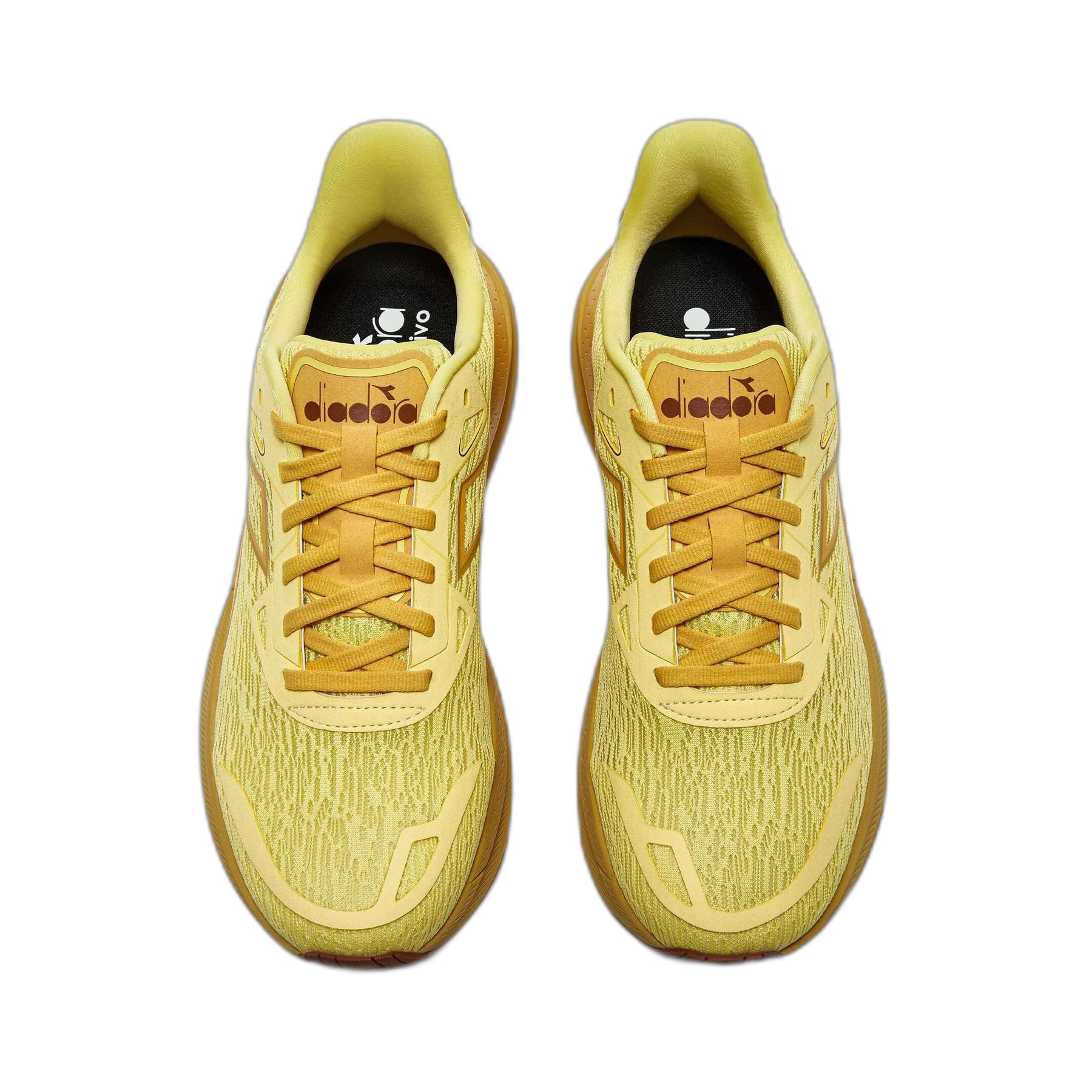 product/d/i/diadora_101.181846-d1204_lemon-drop-golden-apricot_2.jpg