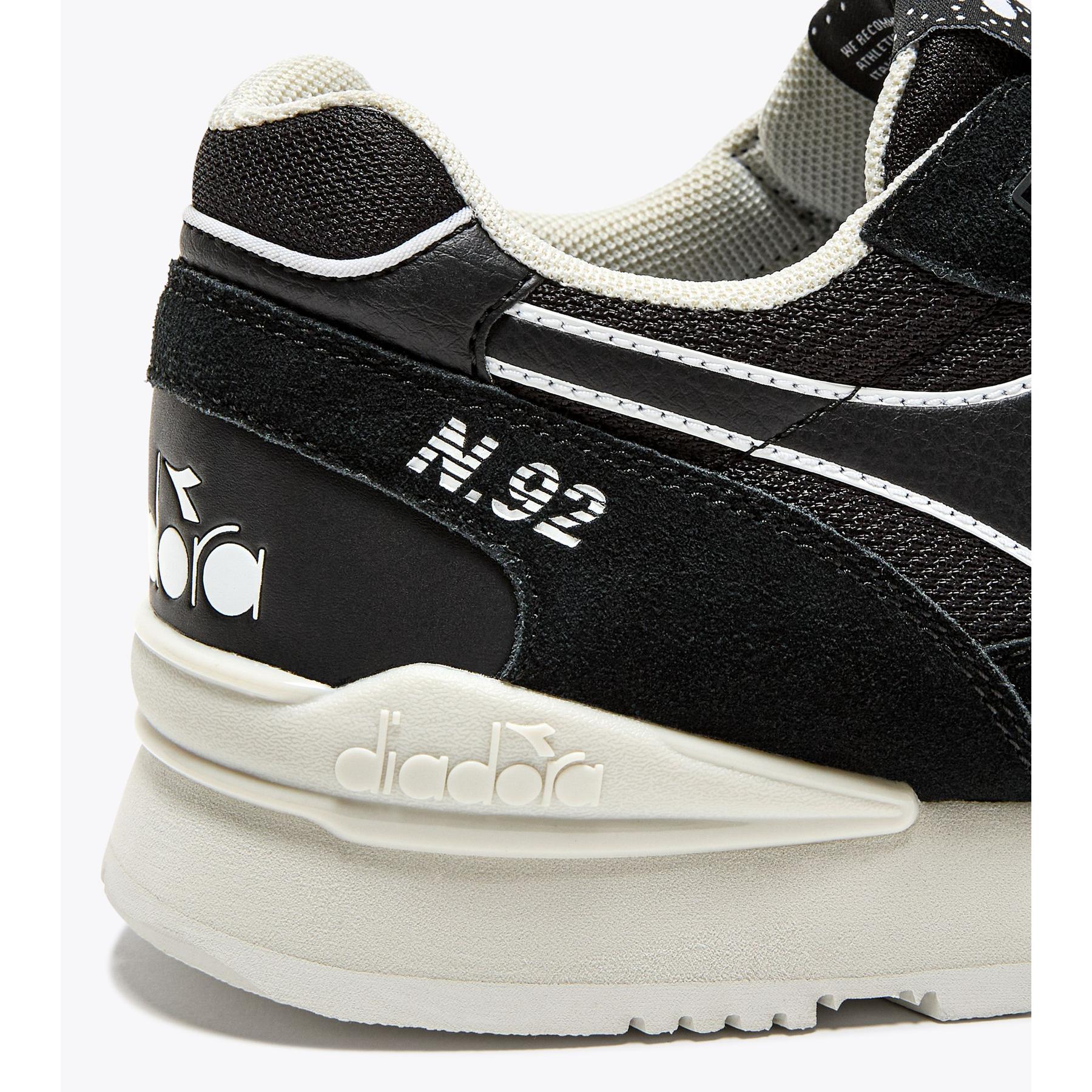 product/d/i/diadora_501.181441-c0200_nero-nero_3.jpg