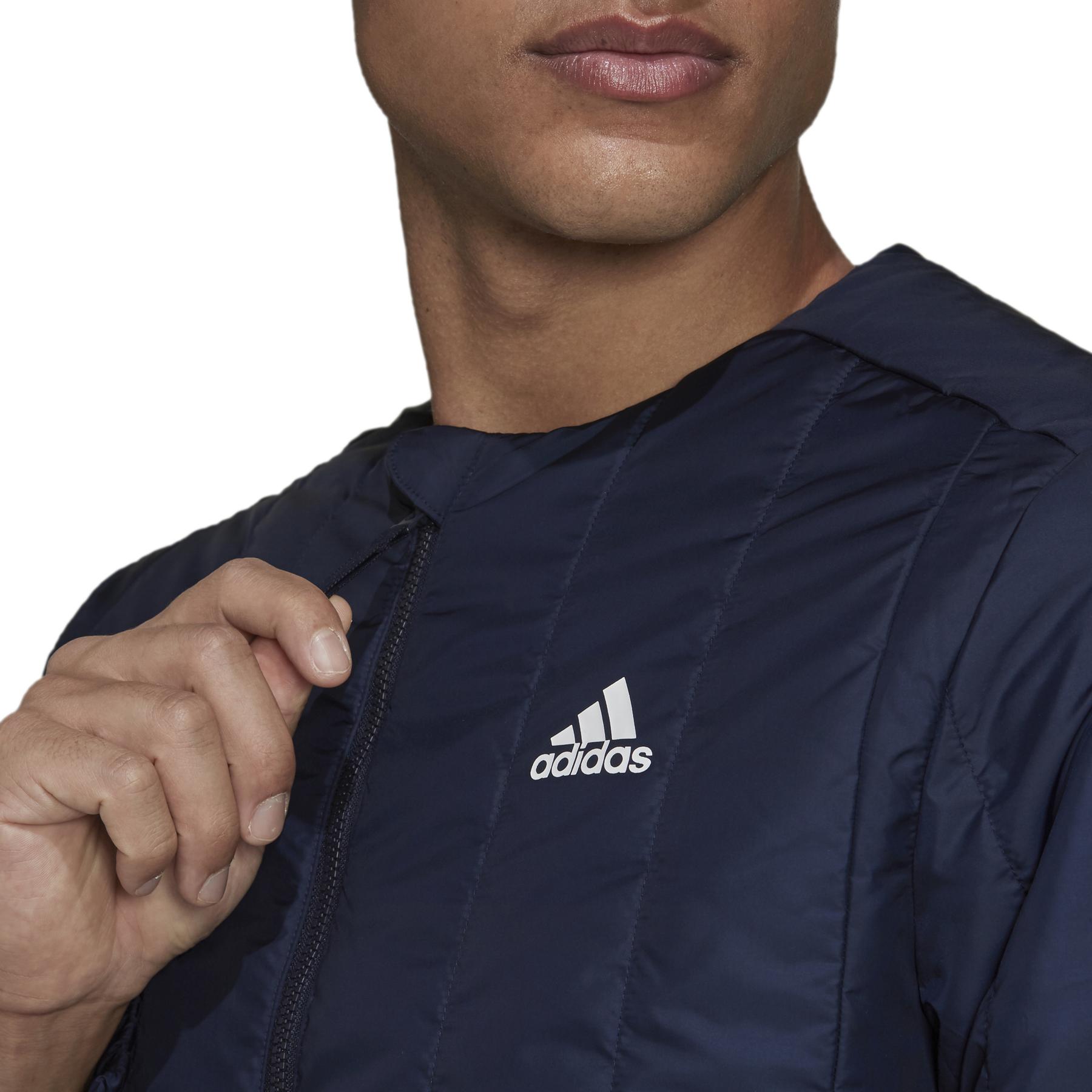 product/g/q/gq2342_app_on-model_detail-1_white.jpg