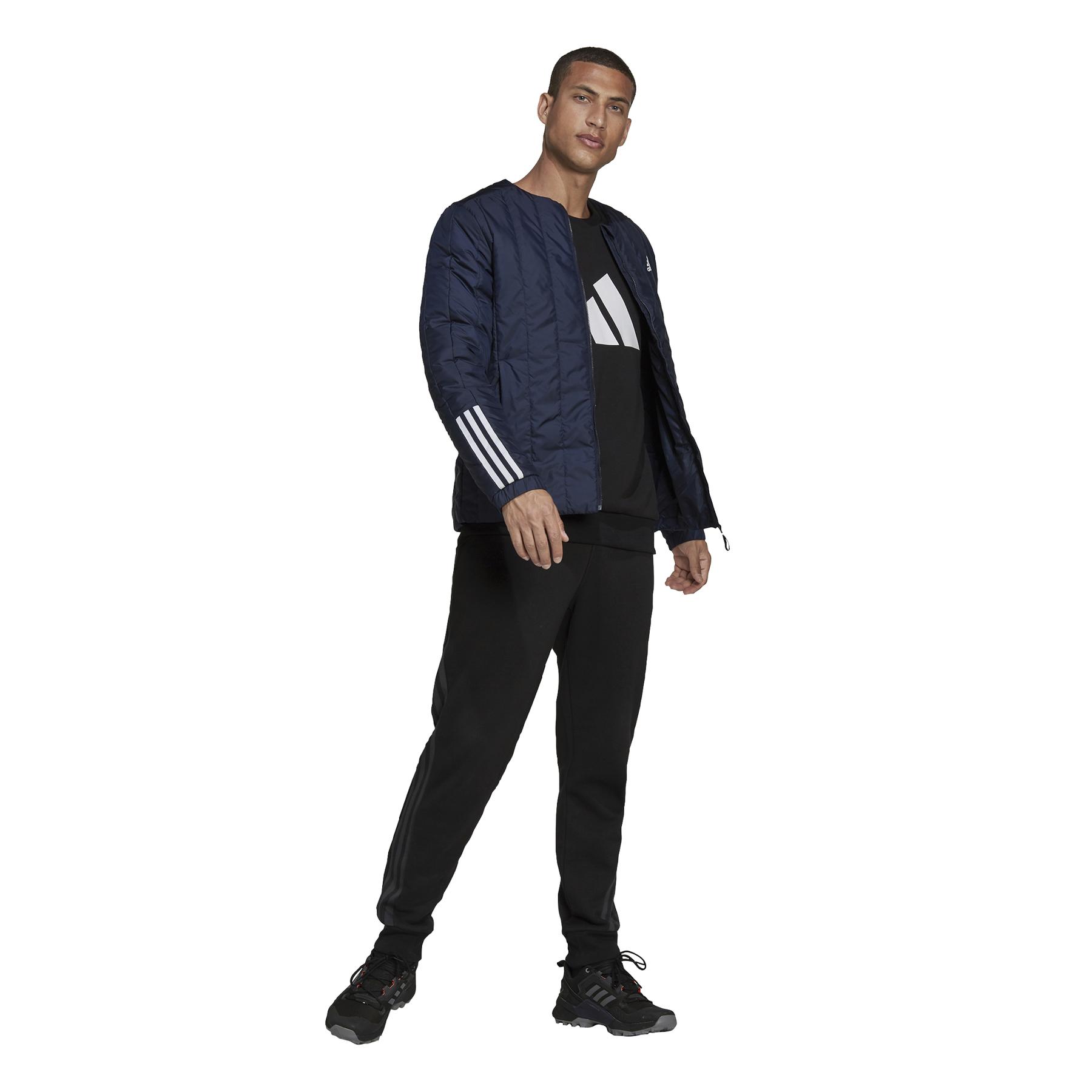product/g/q/gq2342_app_on-model_standard-outfit_white.jpg