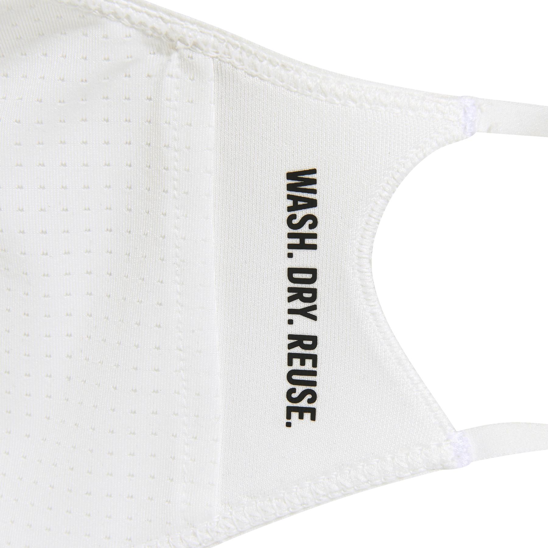 product/h/3/h34578_app_on-model_detail-1_white.jpg