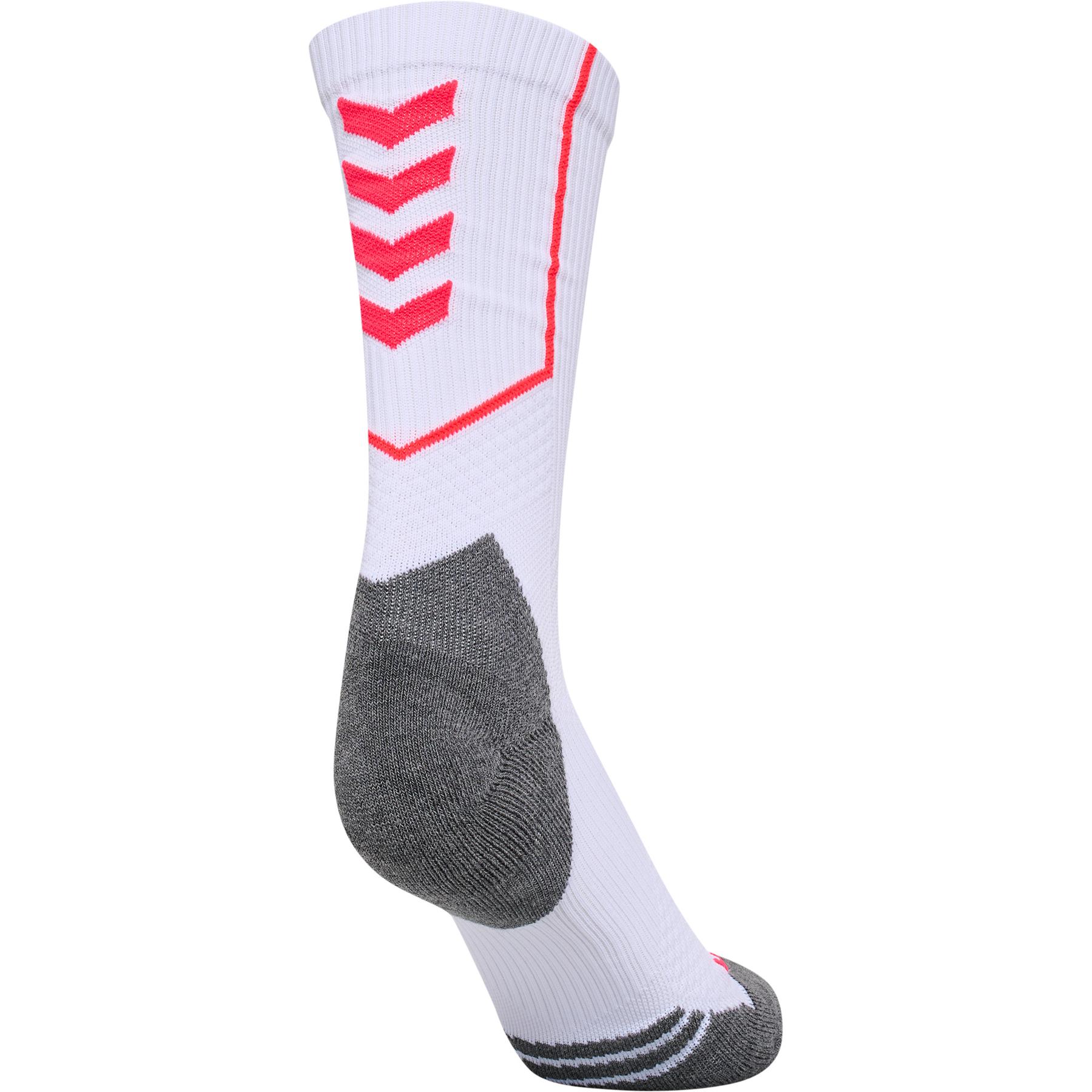 product/h/u/hummel_226913-9232_white-diva-pink_3.jpg