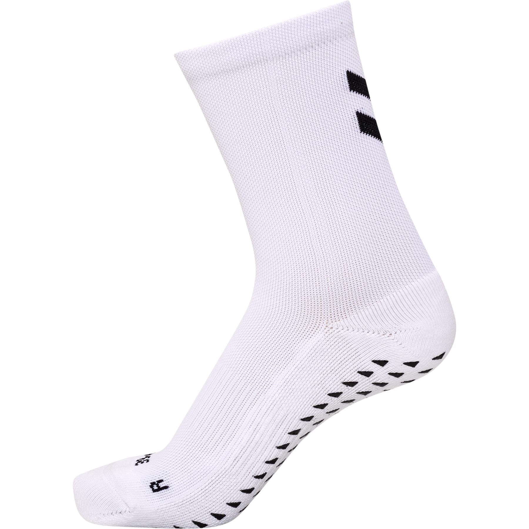 product/h/u/hummel_226915-9124_white-black_1.jpg