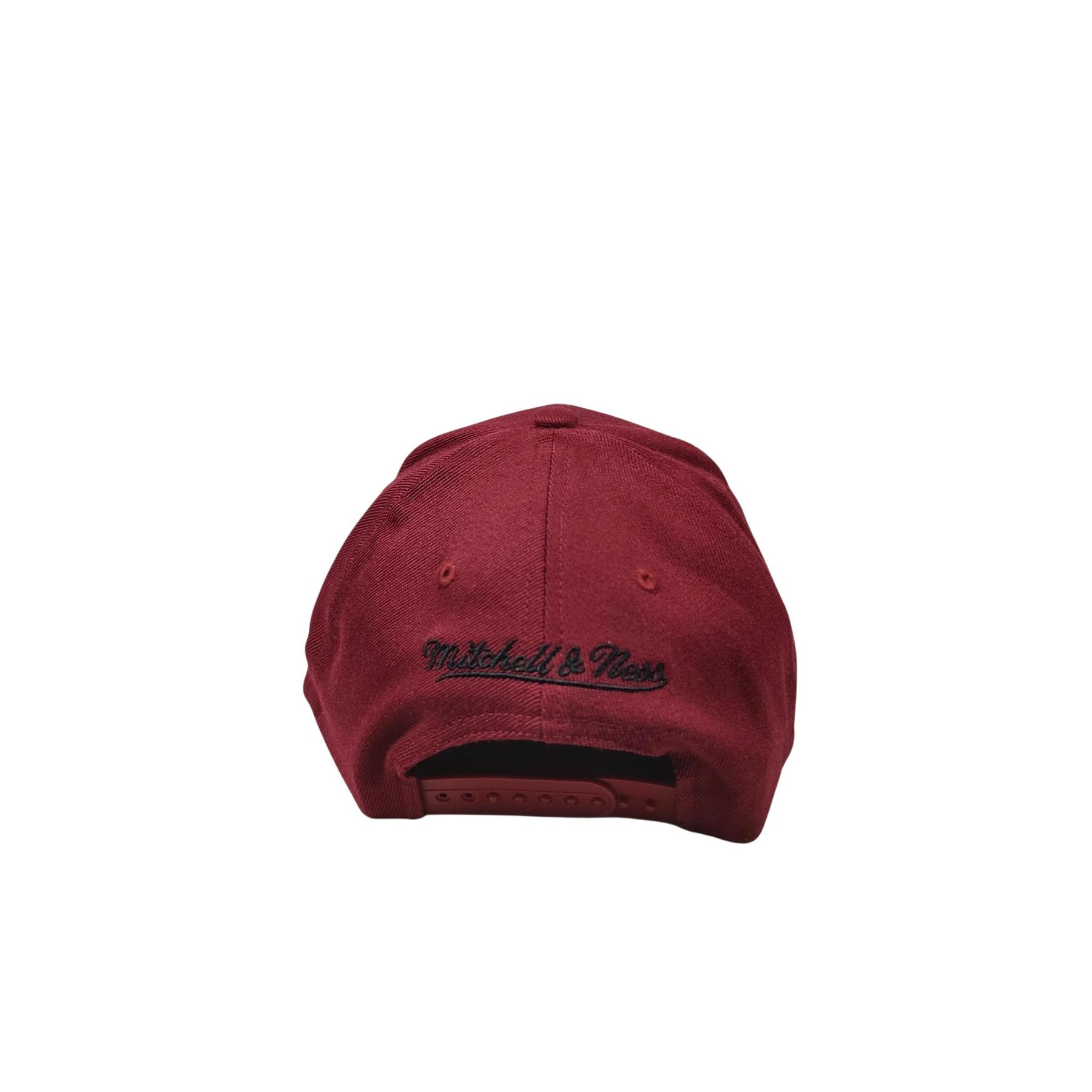 product/m/i/mitchell-ness_hhssintl1634-cbucrim_3.jpg