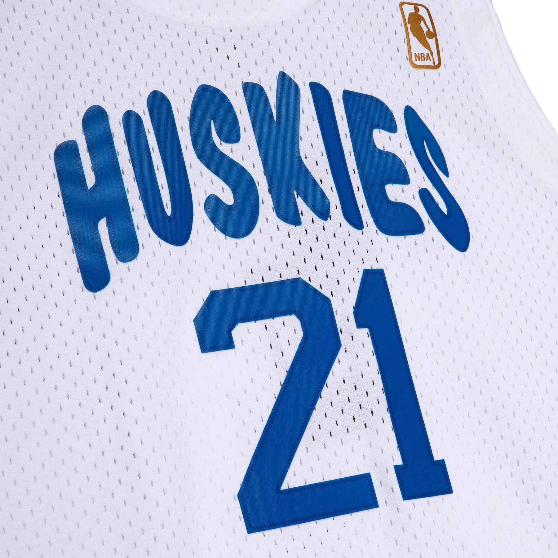 product/m/i/mitchell-ness_smjy3148-tra96mcmwhit_2.jpg