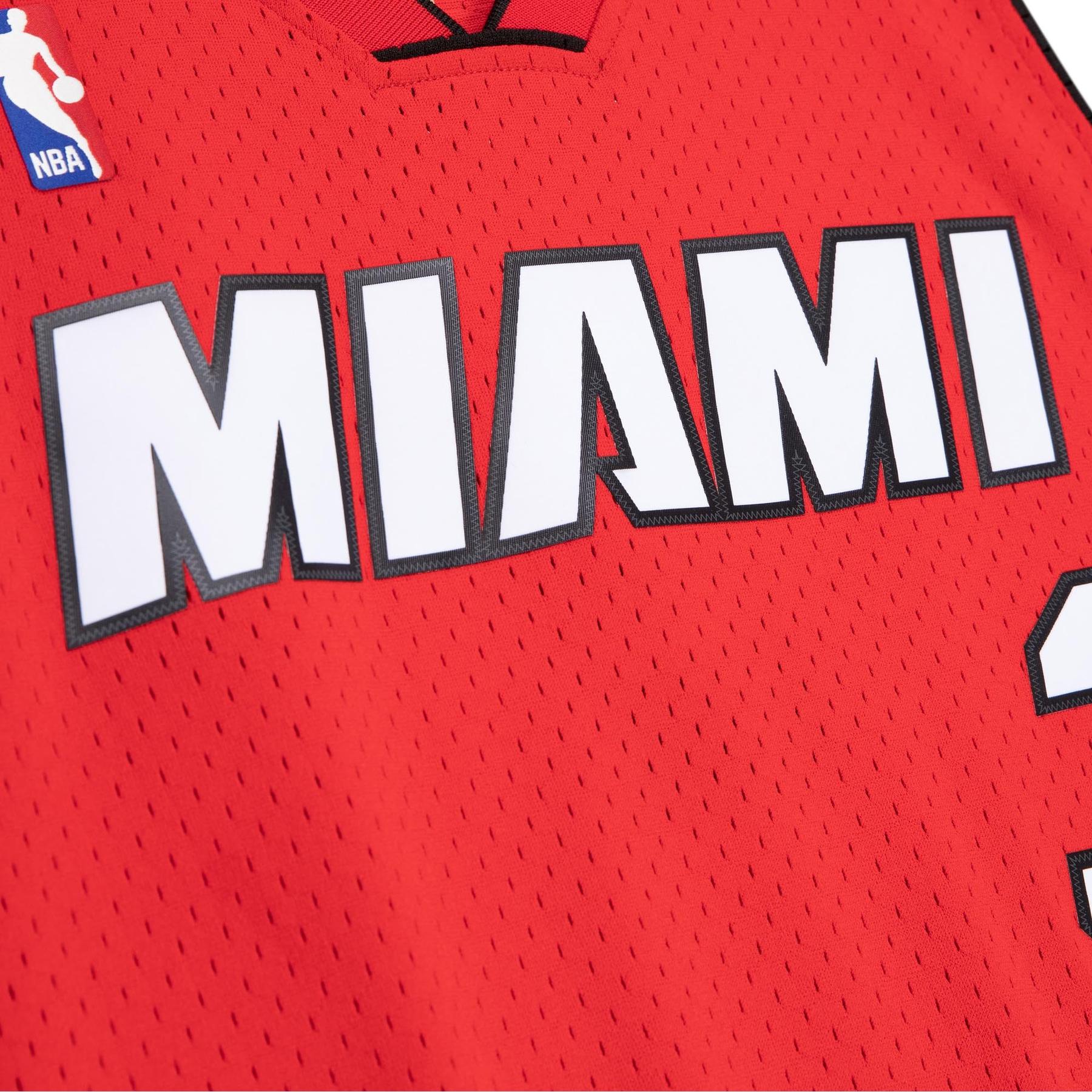 product/m/i/mitchell-ness_smjy3495-mhe05dwaunrd_2.jpg