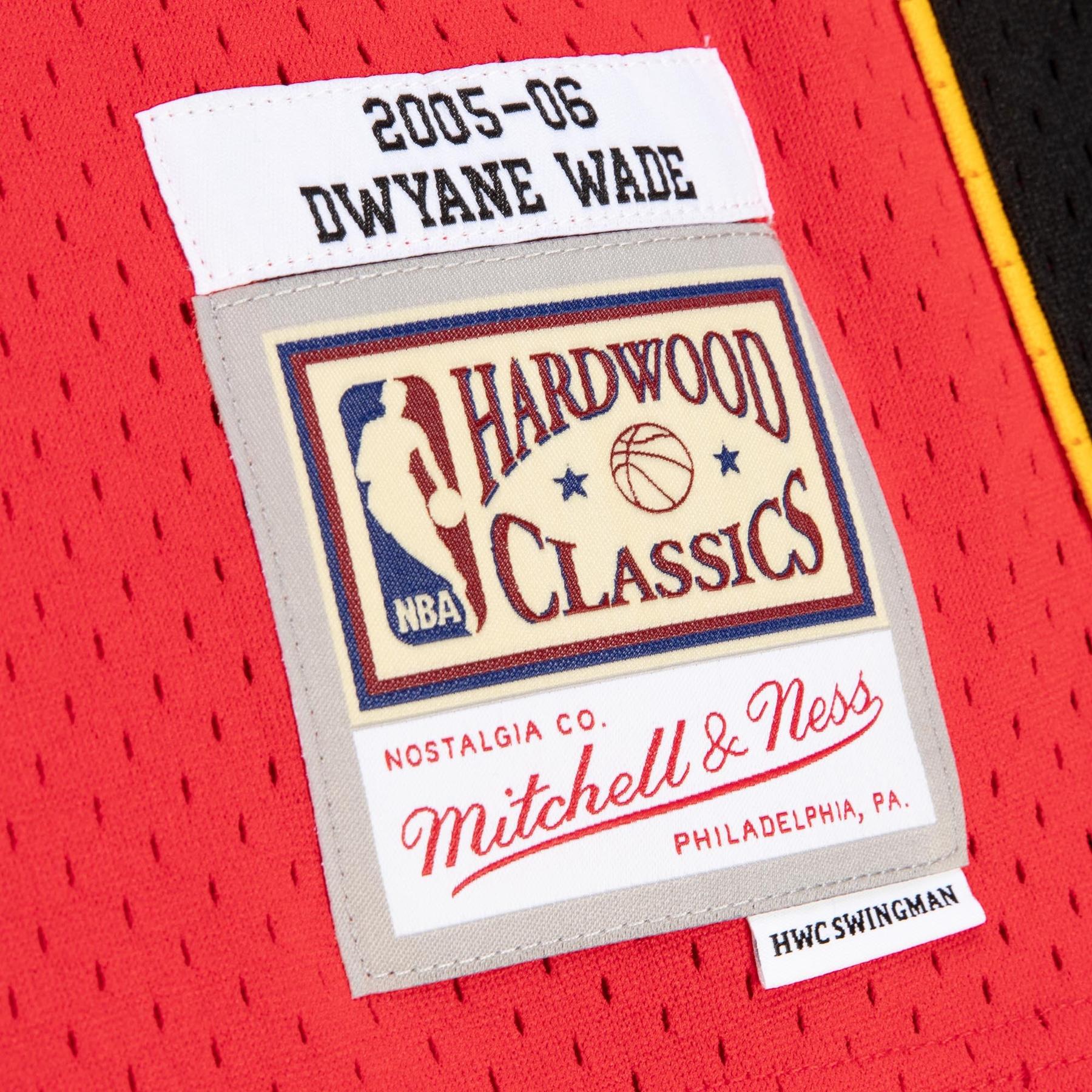 product/m/i/mitchell-ness_smjy3495-mhe05dwaunrd_3.jpg