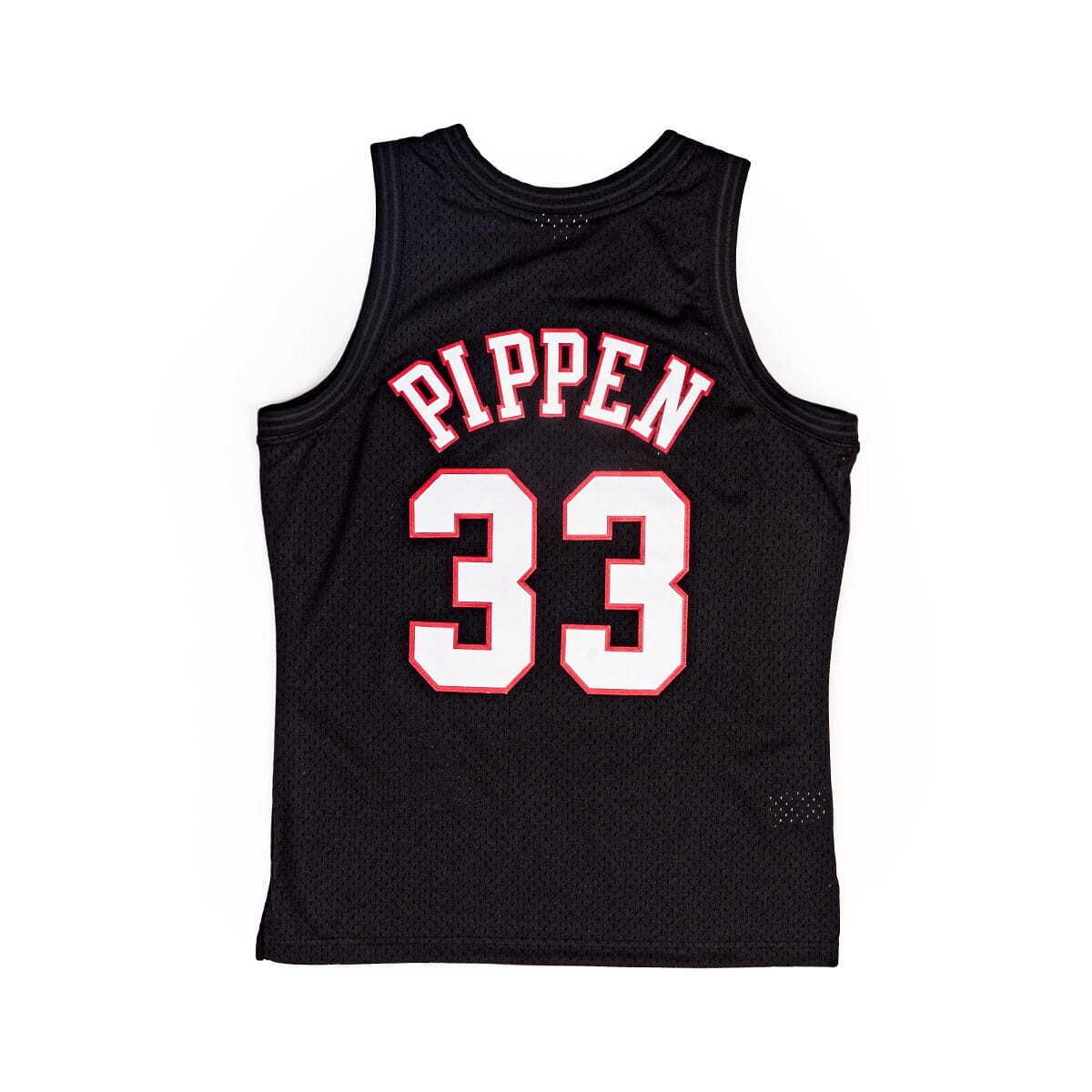 product/m/i/mitchell-ness_smjybw19107-cbublck97spi_black_2.jpg