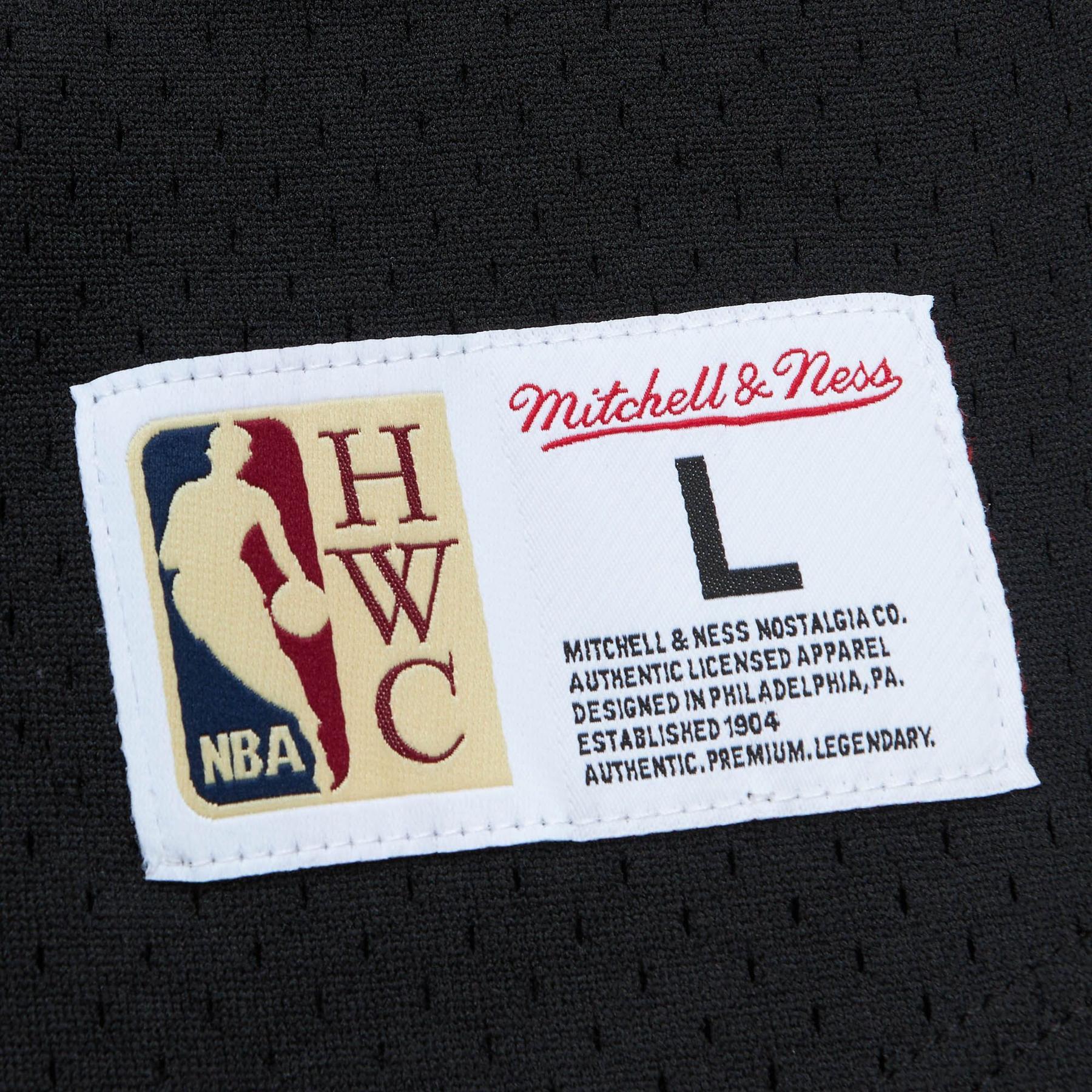 product/m/i/mitchell-ness_tmbf6820-lalyypppblck_black_5.jpg