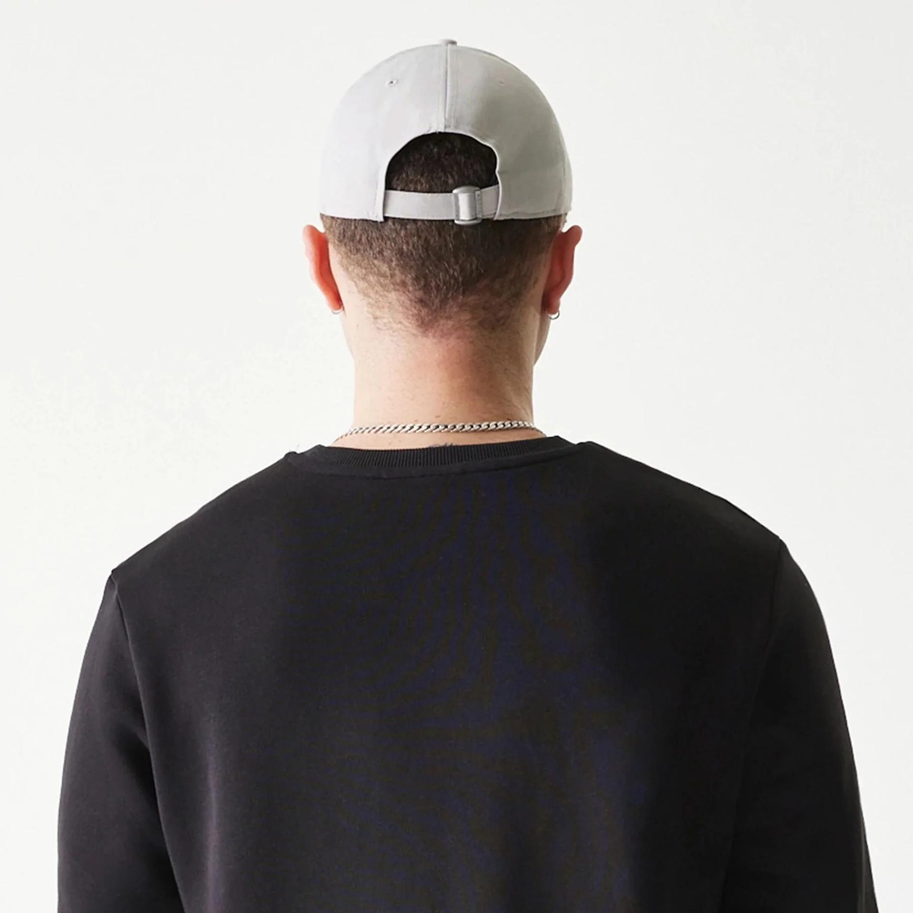 product/n/e/new-era_60590532_noir-blanc_4.jpg