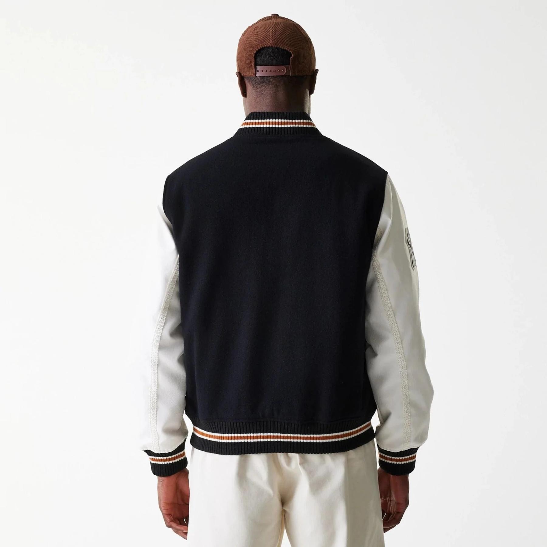 product/n/e/new-era_60684313_noir-blanc_2.jpg